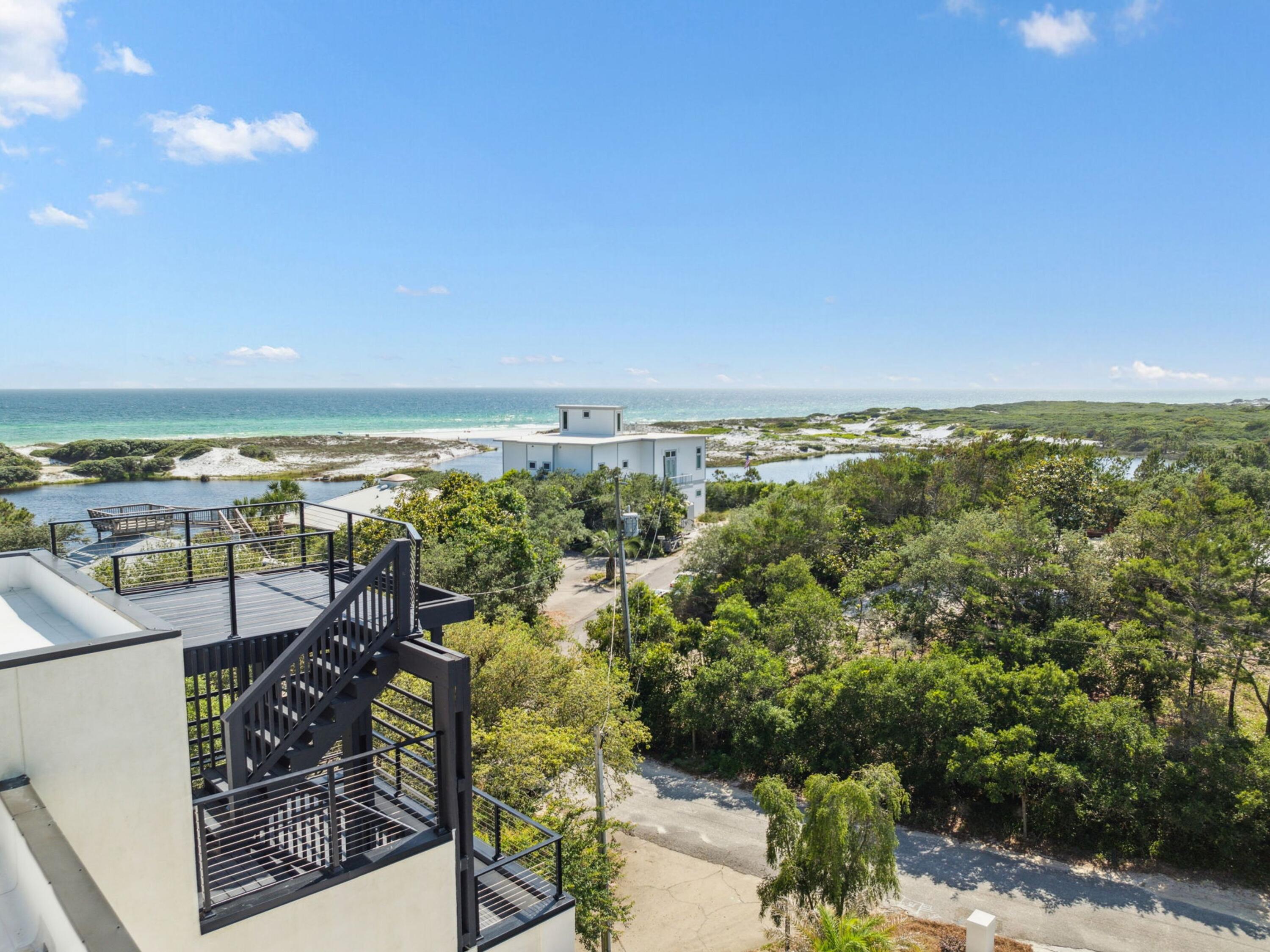 BEACH HIGHLANDS - Residential