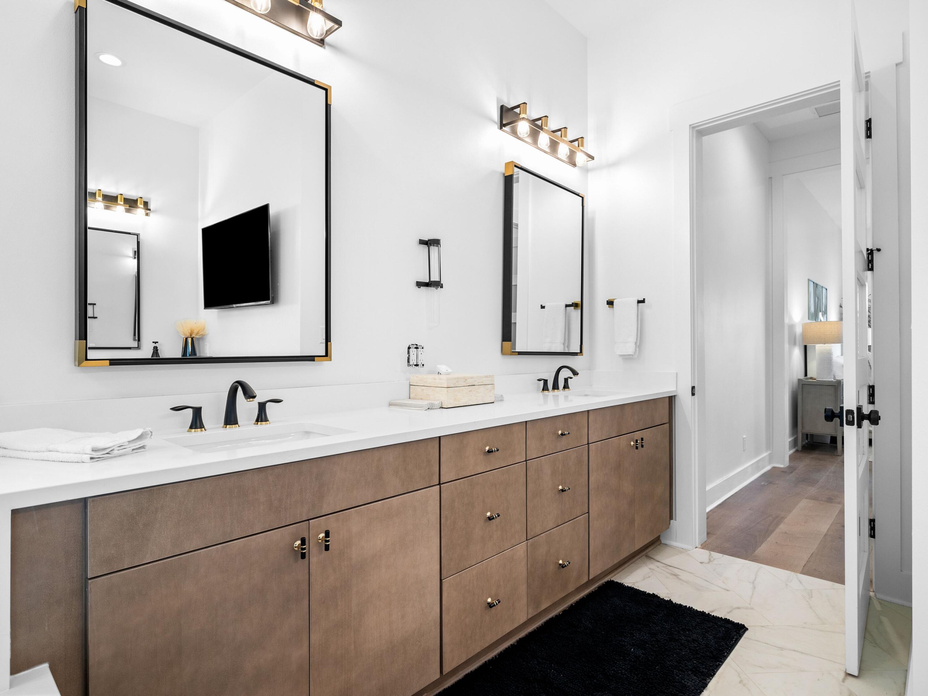 BEACH HIGHLANDS - Residential