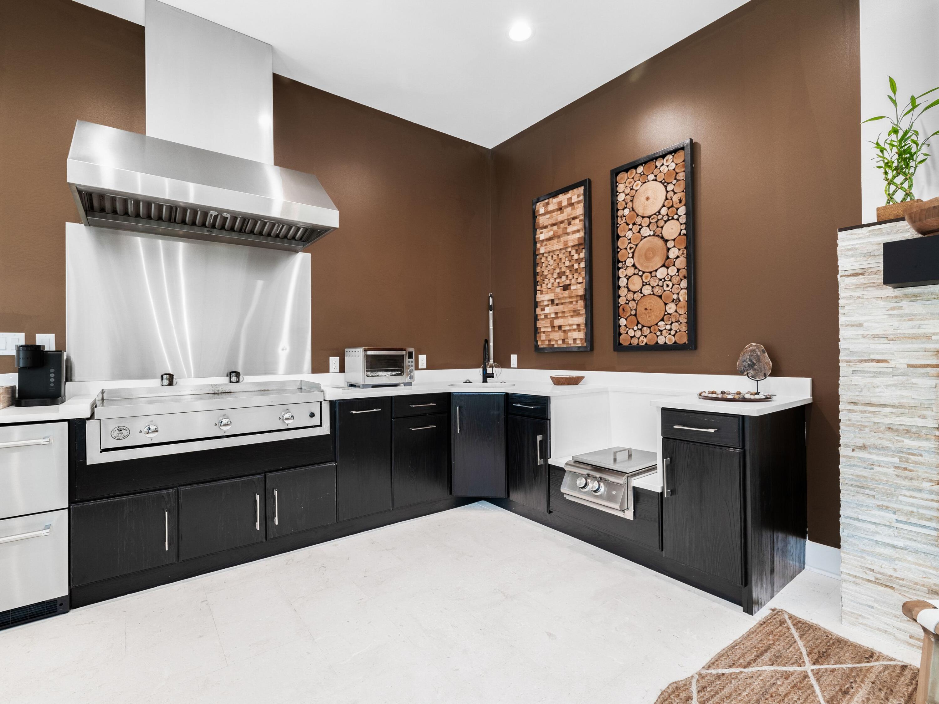 BEACH HIGHLANDS - Residential