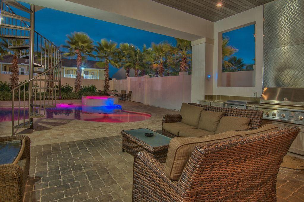 FRANGISTA BEACH 1ST ADDN - Residential