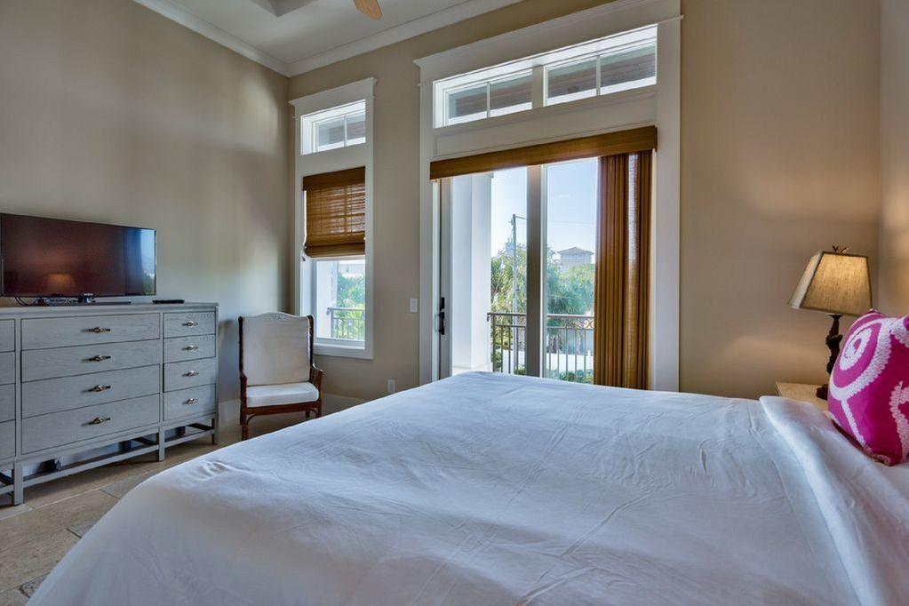 FRANGISTA BEACH 1ST ADDN - Residential