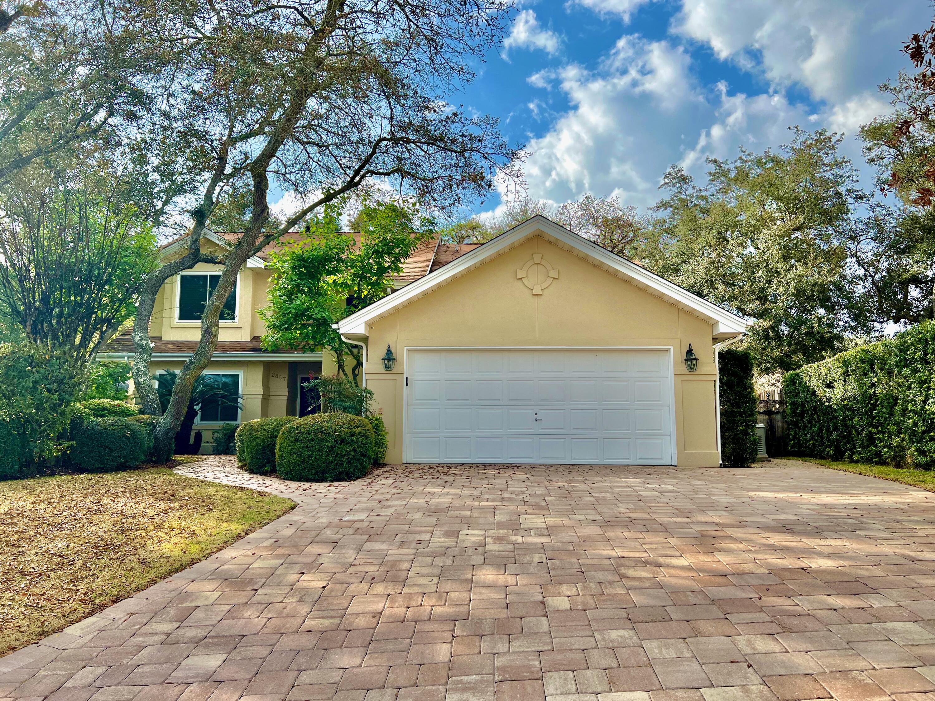 LAKE POINTE - Residential