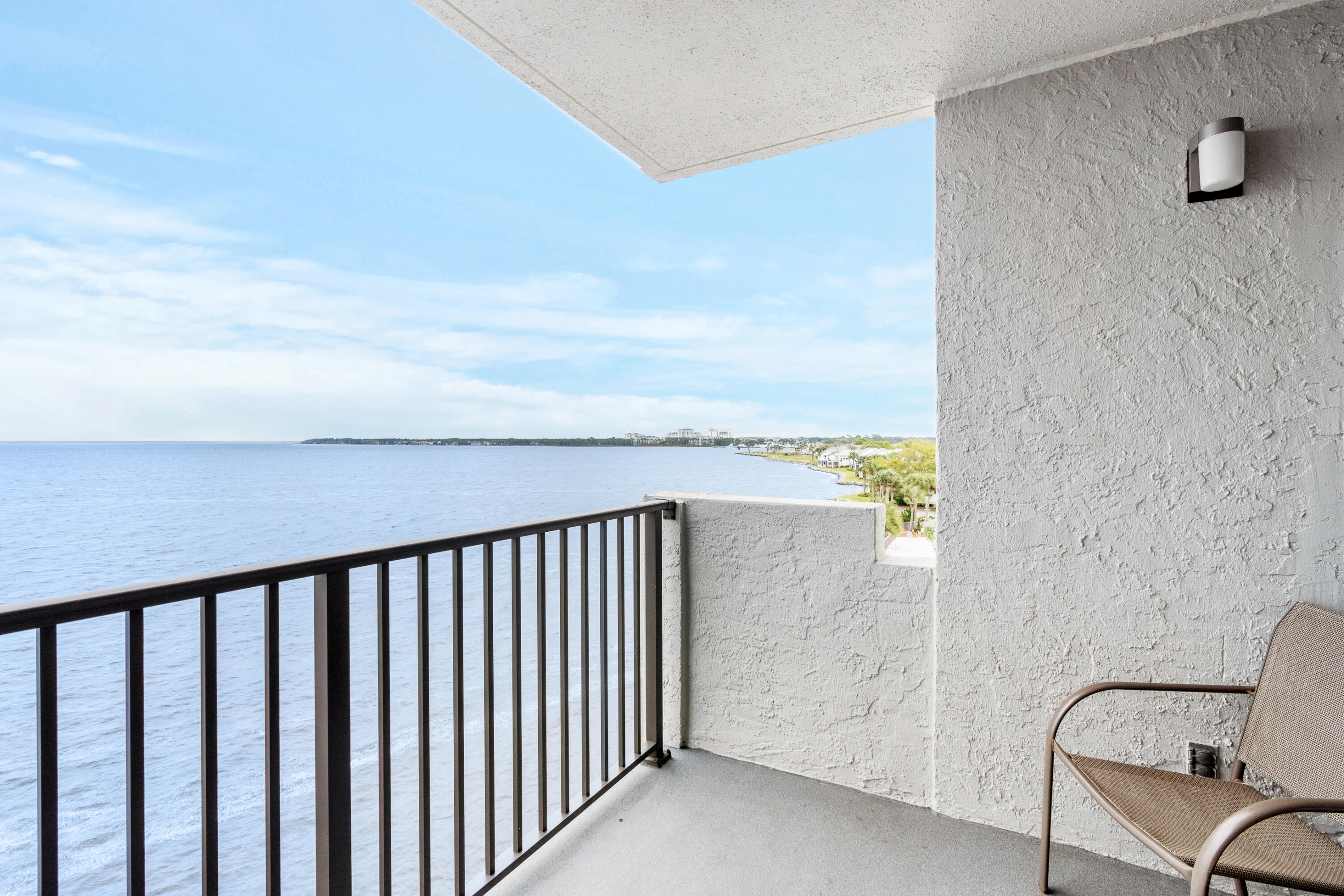 BAYSIDE CONDO SANDESTIN - Residential