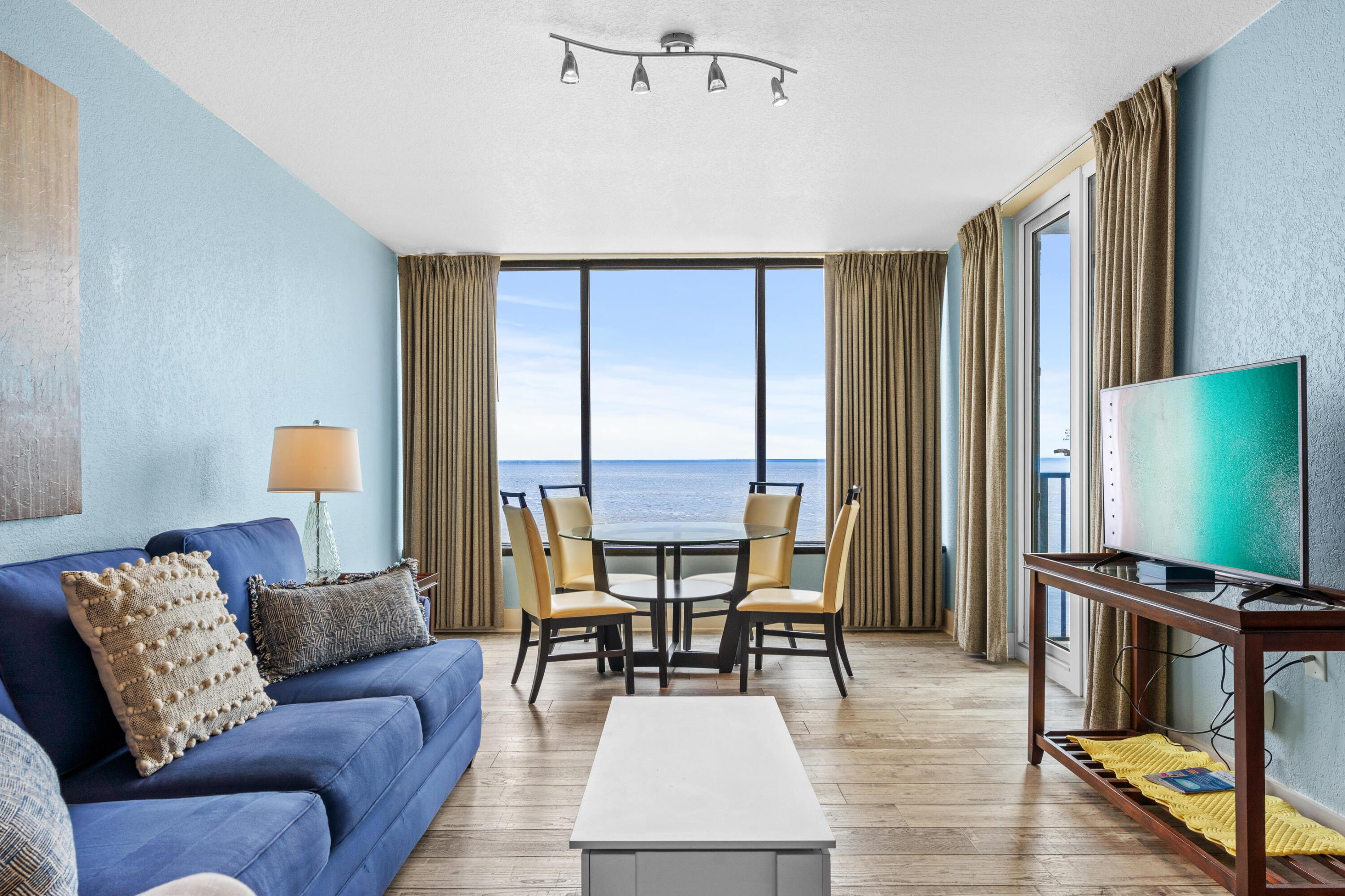 BAYSIDE CONDO SANDESTIN - Residential