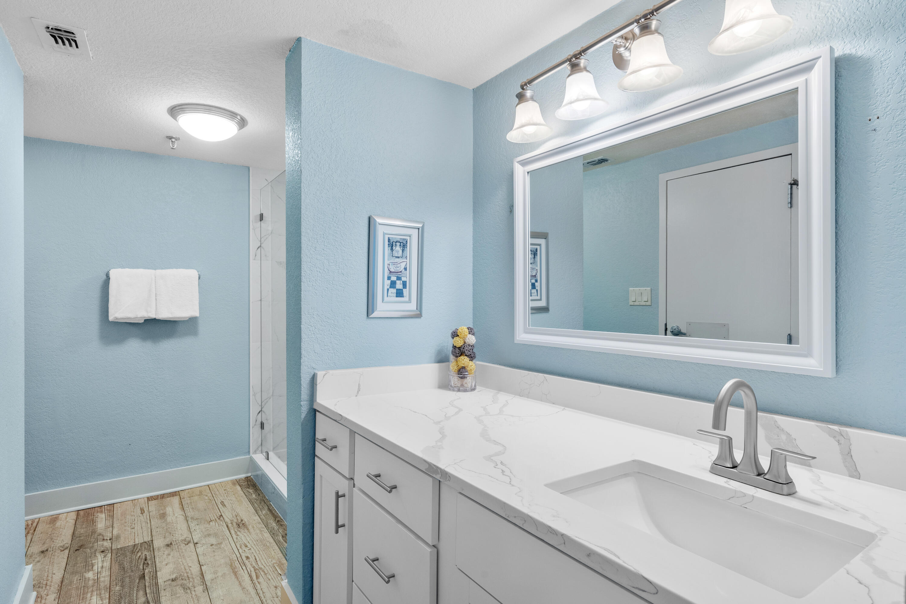 BAYSIDE CONDO SANDESTIN - Residential