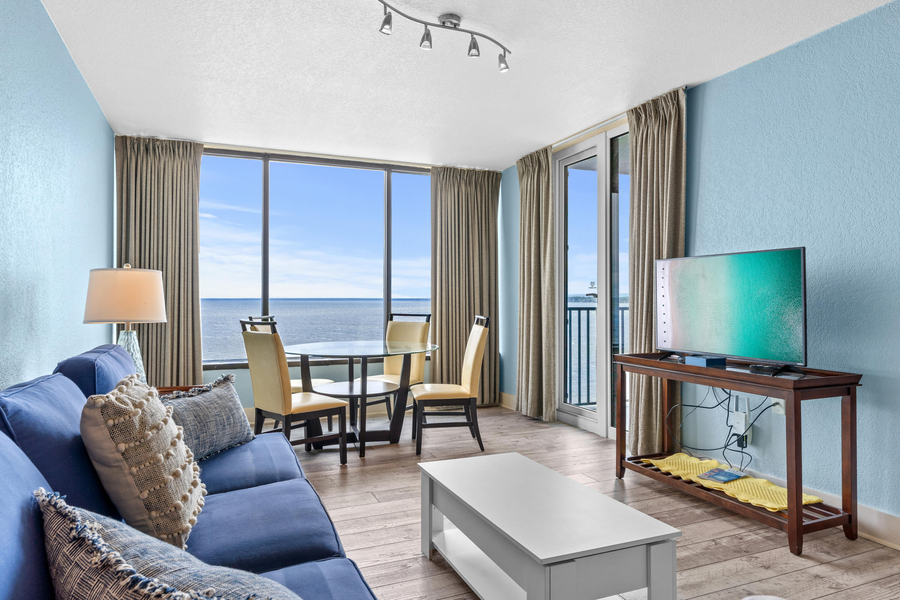 BAYSIDE CONDO SANDESTIN - Residential