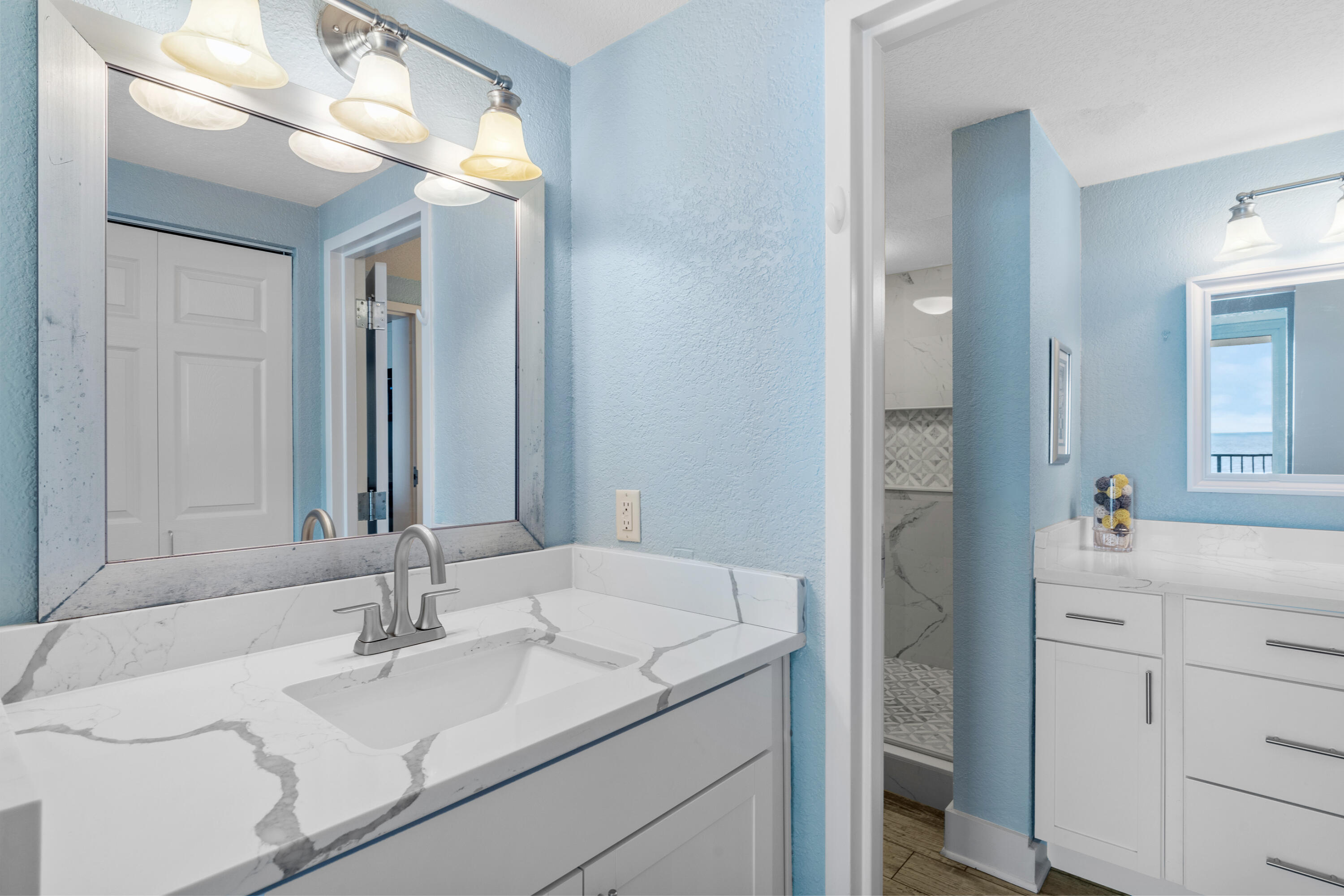 BAYSIDE CONDO SANDESTIN - Residential