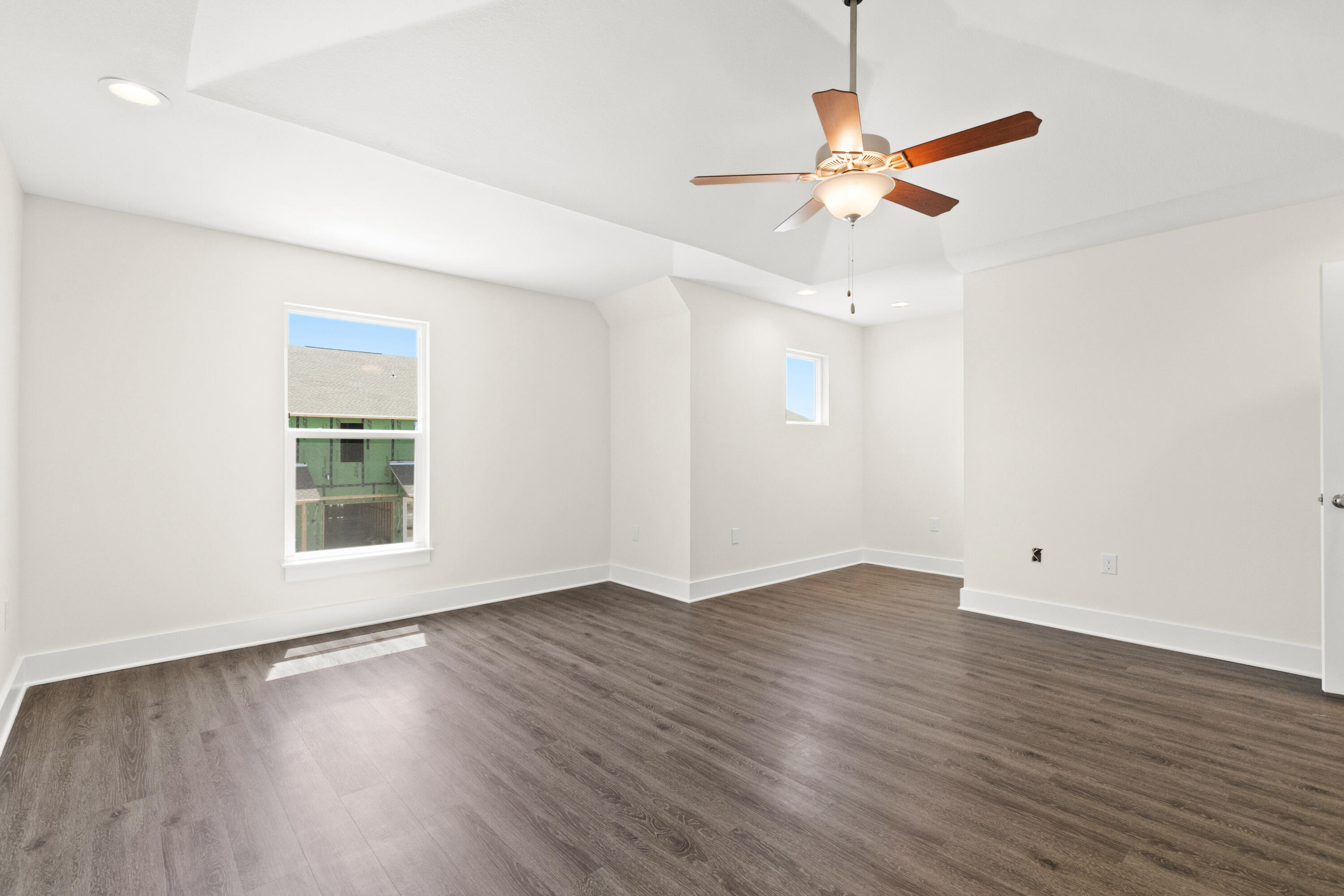 Tuscan Village TH - Residential