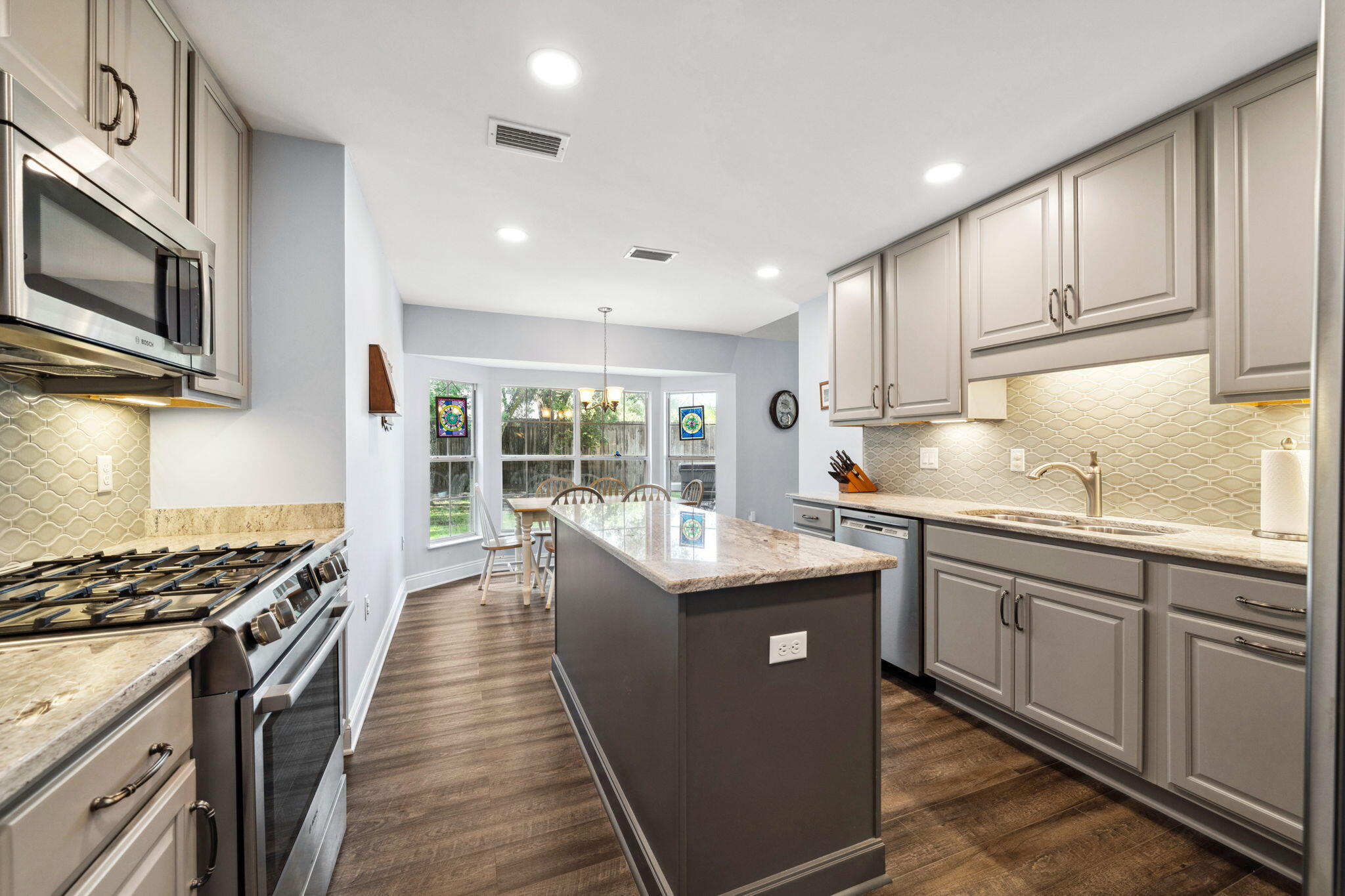 PARKWOOD ESTATES PH 5 - Residential