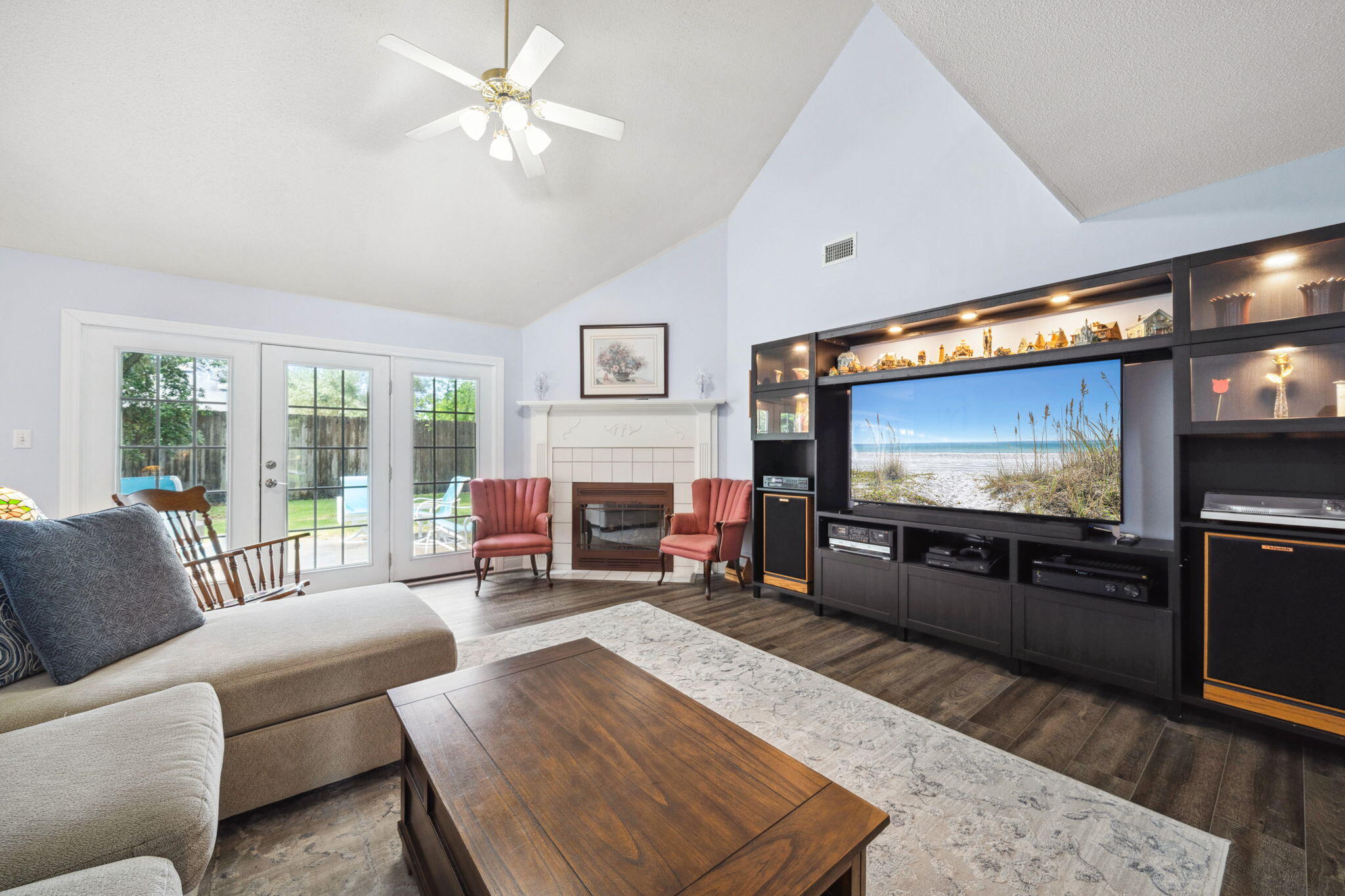 PARKWOOD ESTATES PH 5 - Residential