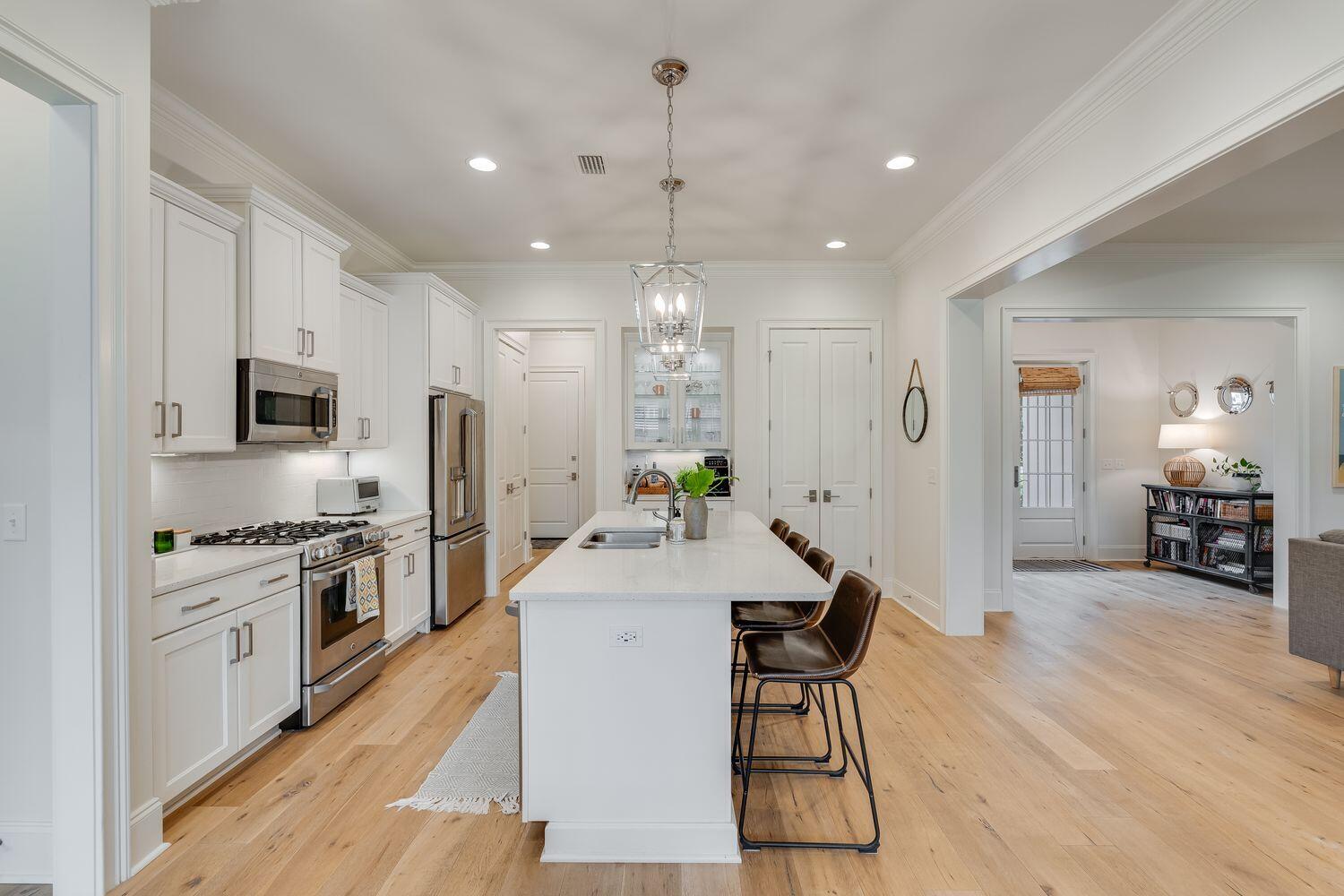 SANDESTIN ESTATES - Residential