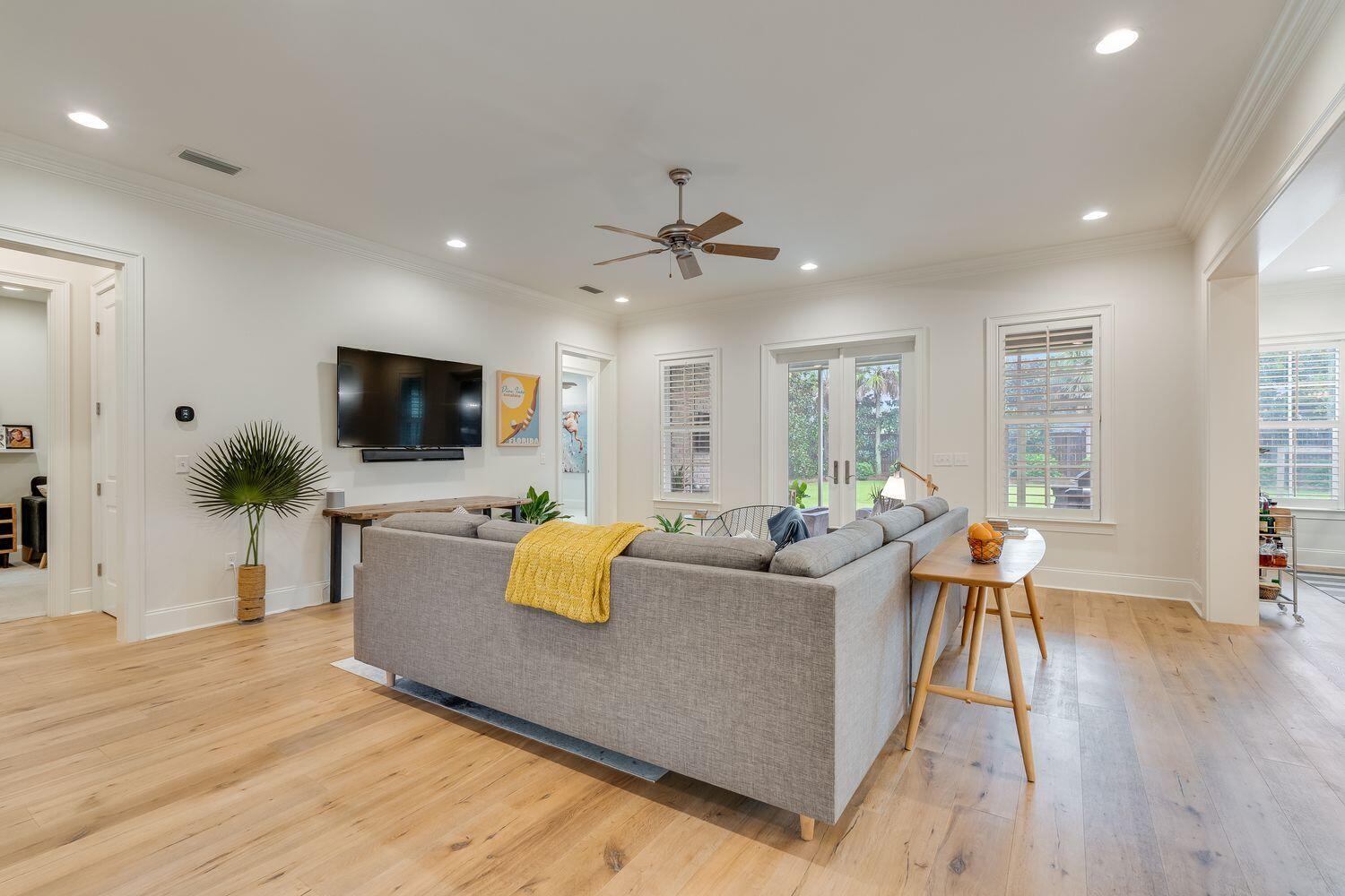 SANDESTIN ESTATES - Residential