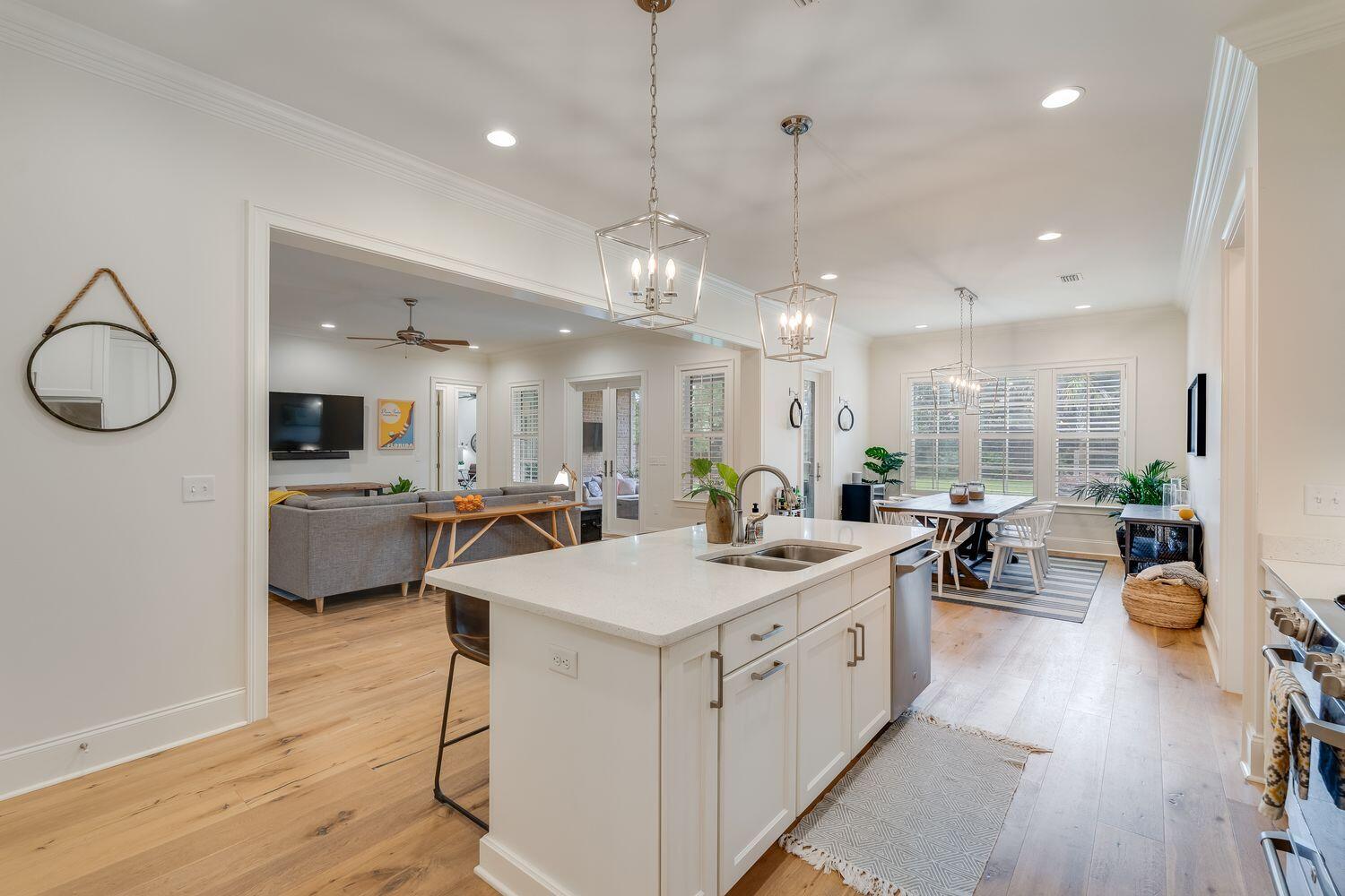 SANDESTIN ESTATES - Residential