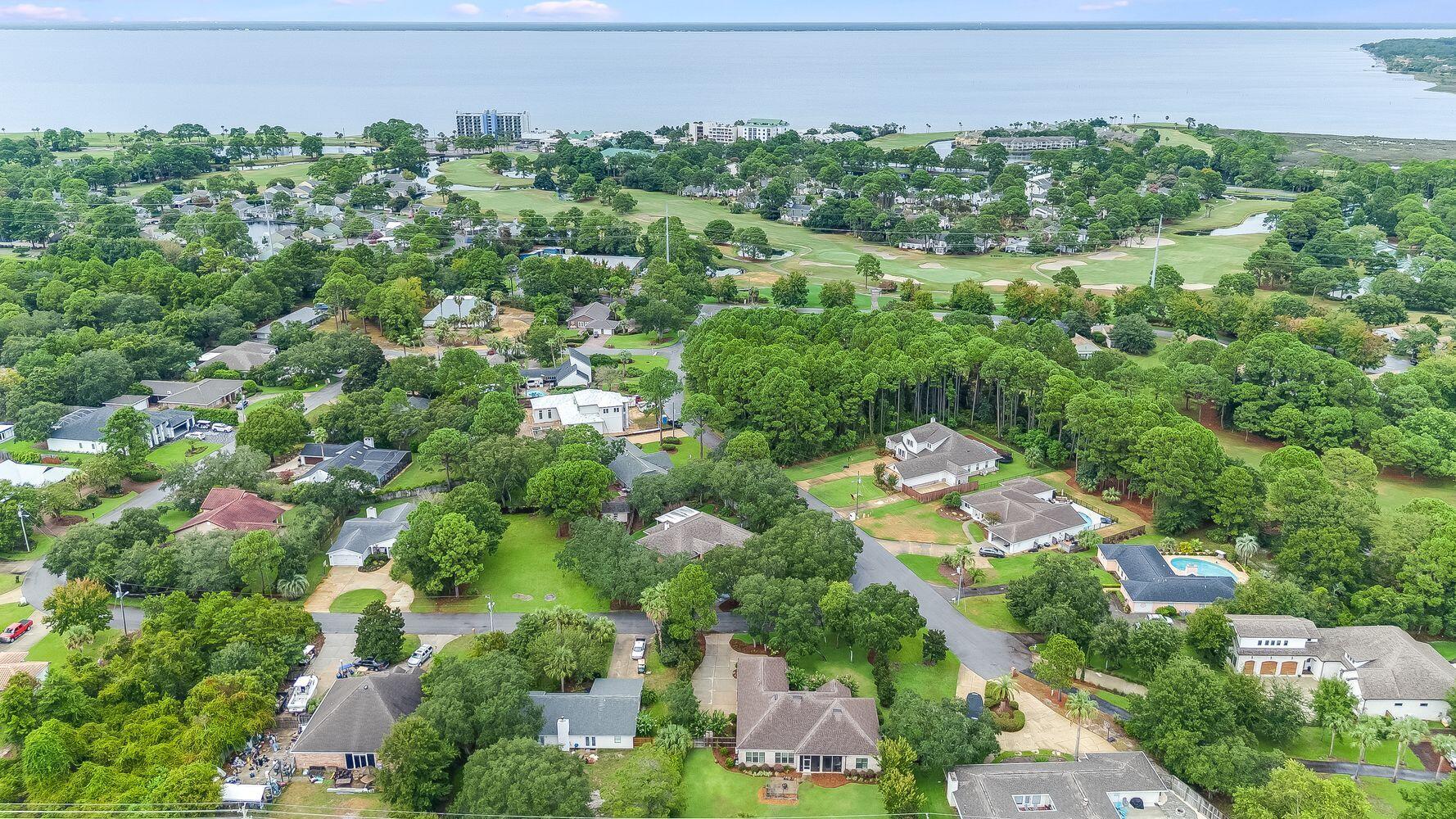 SANDESTIN ESTATES - Residential