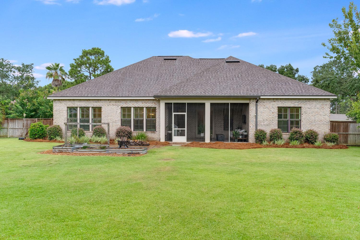 SANDESTIN ESTATES - Residential