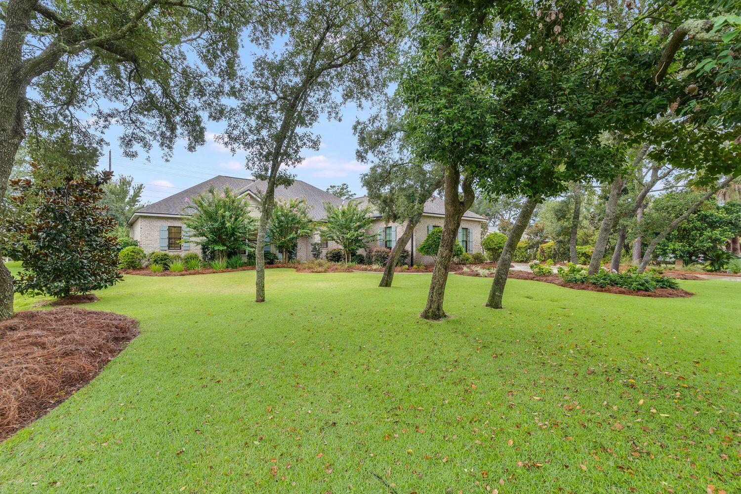 SANDESTIN ESTATES - Residential