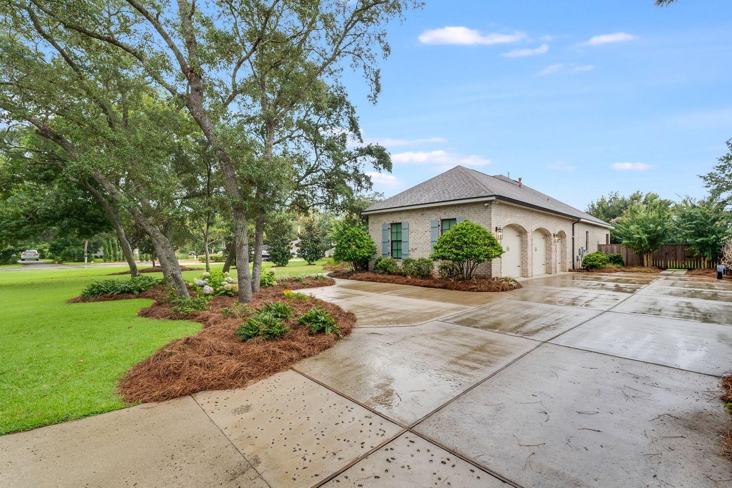 SANDESTIN ESTATES - Residential