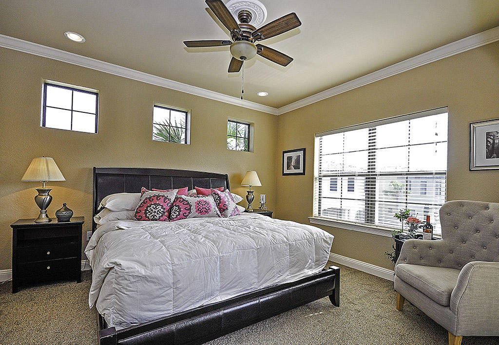 VILLA LAGO - Residential Lease