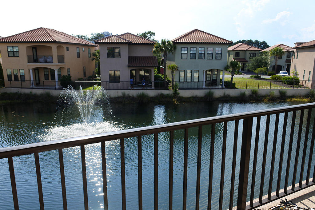 VILLA LAGO - Residential Lease