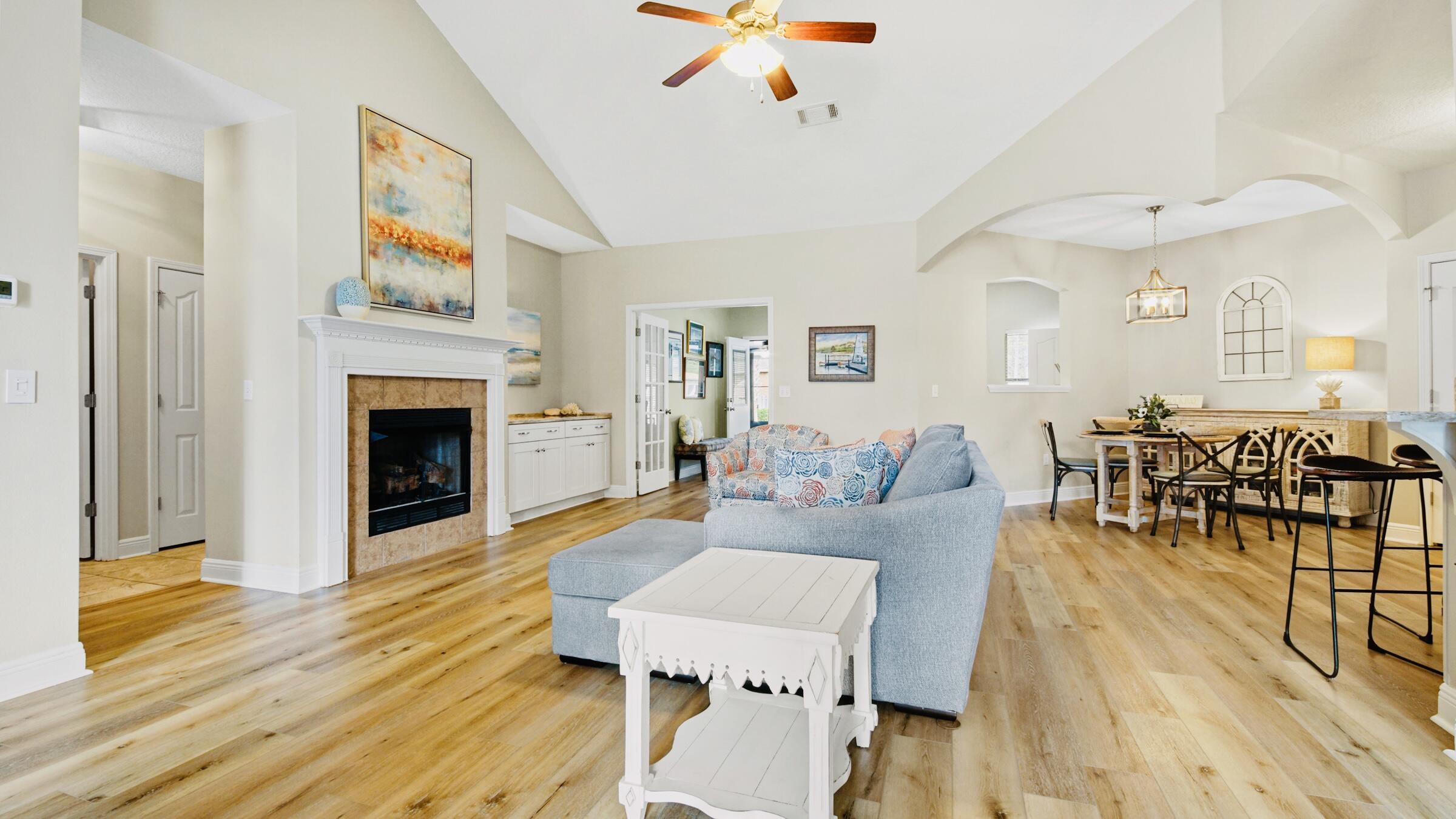 Hammock Bay - Residential