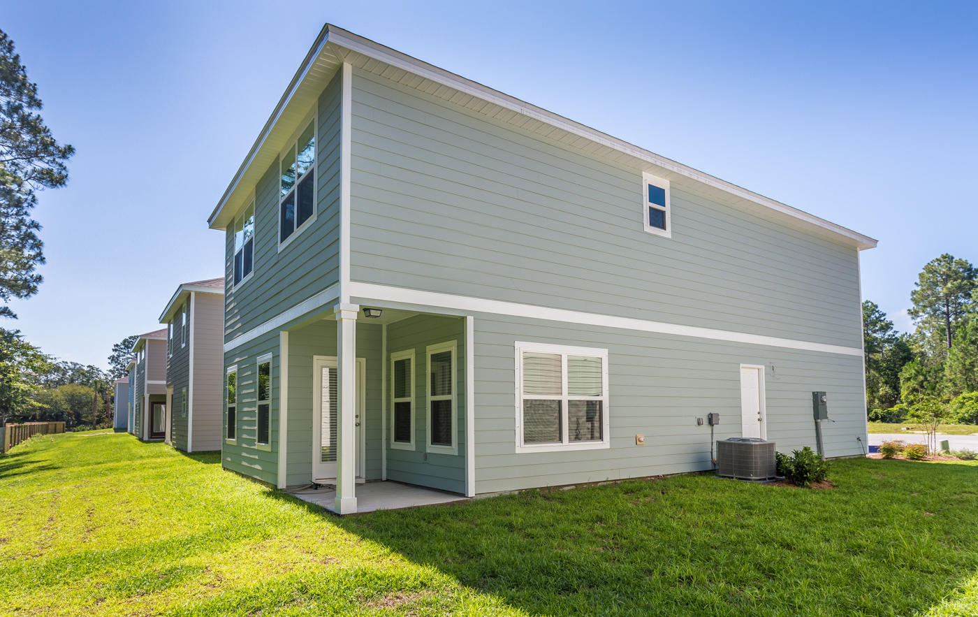 TRANQUILITY BY THE BAY - Residential Lease