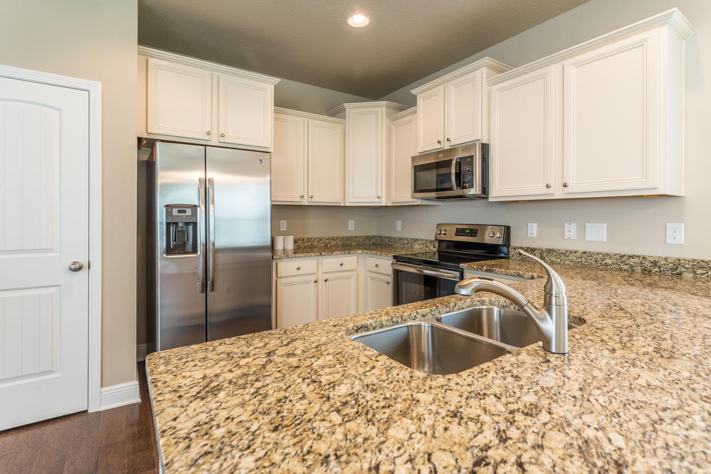 TRANQUILITY BY THE BAY - Residential Lease