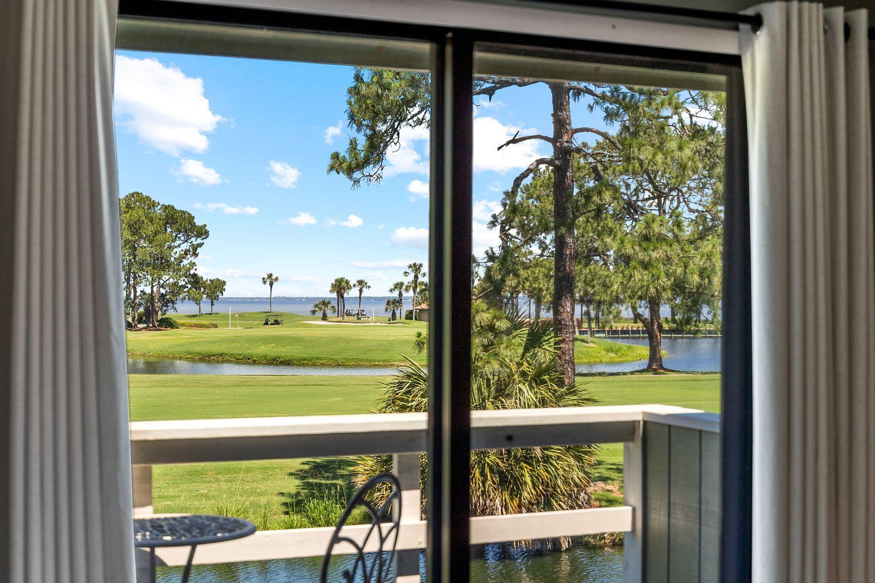 LINKSIDE VILLAGE UNIT 1 - Residential