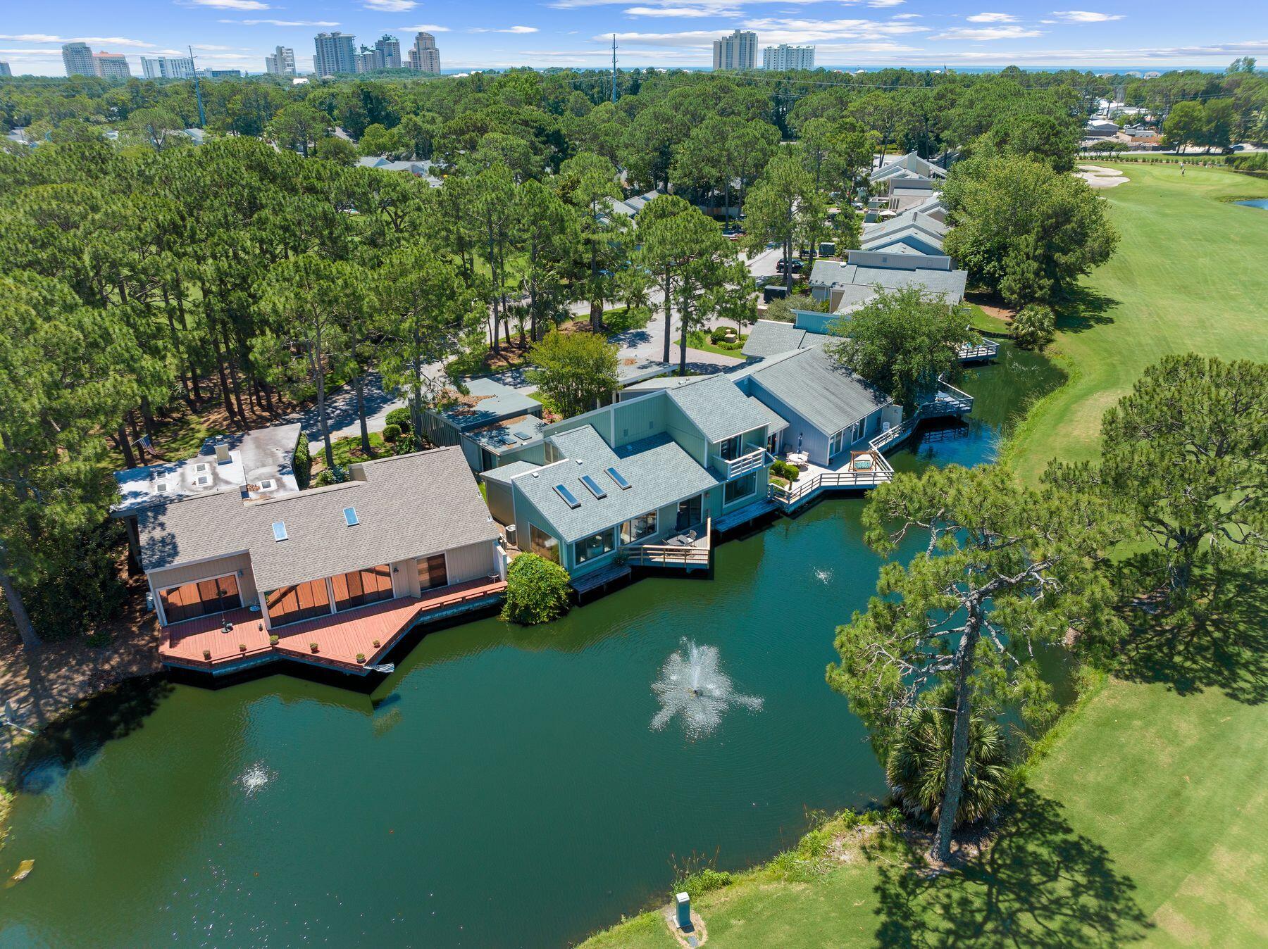 LINKSIDE VILLAGE UNIT 1 - Residential