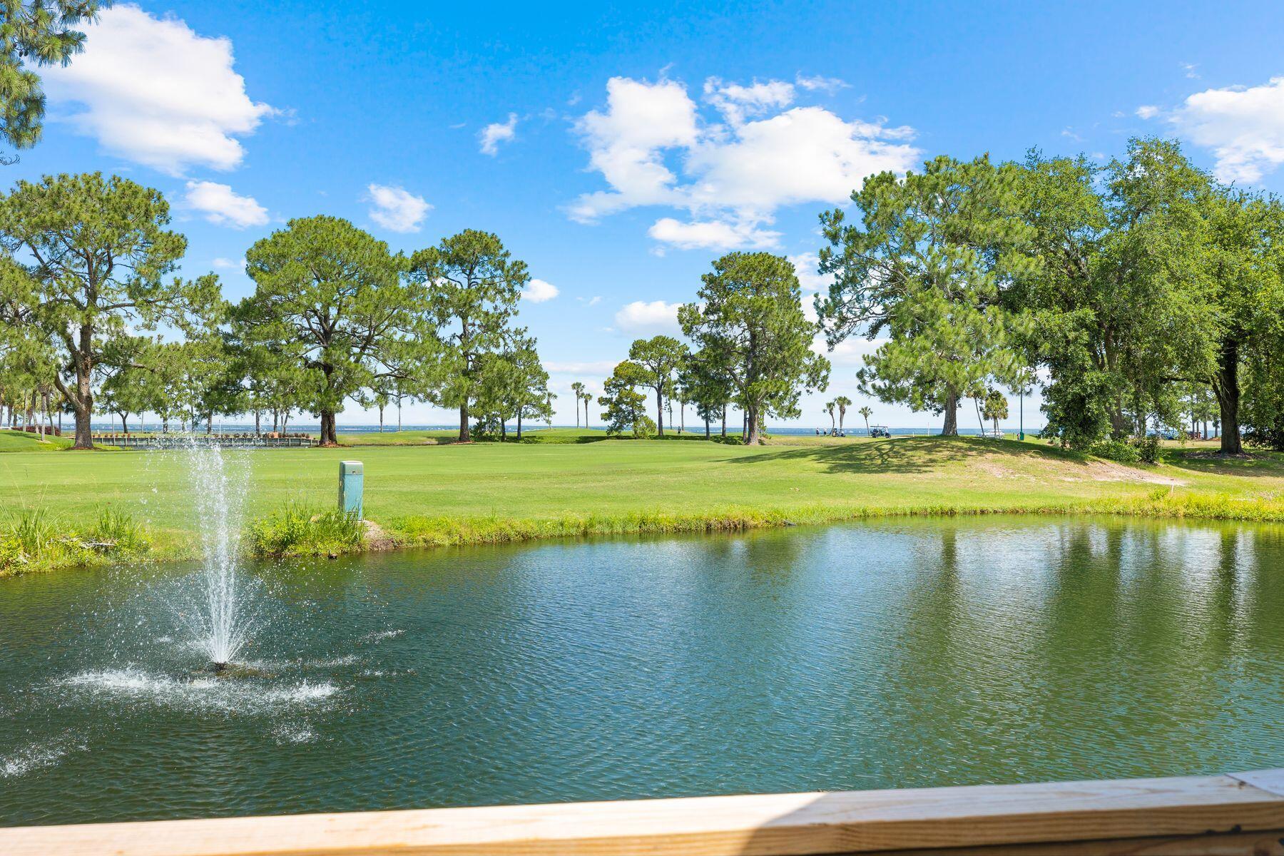 LINKSIDE VILLAGE UNIT 1 - Residential