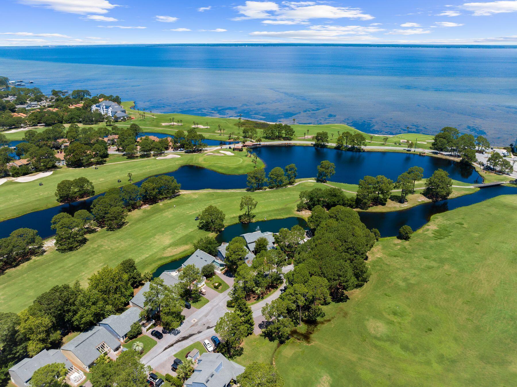 LINKSIDE VILLAGE UNIT 1 - Residential