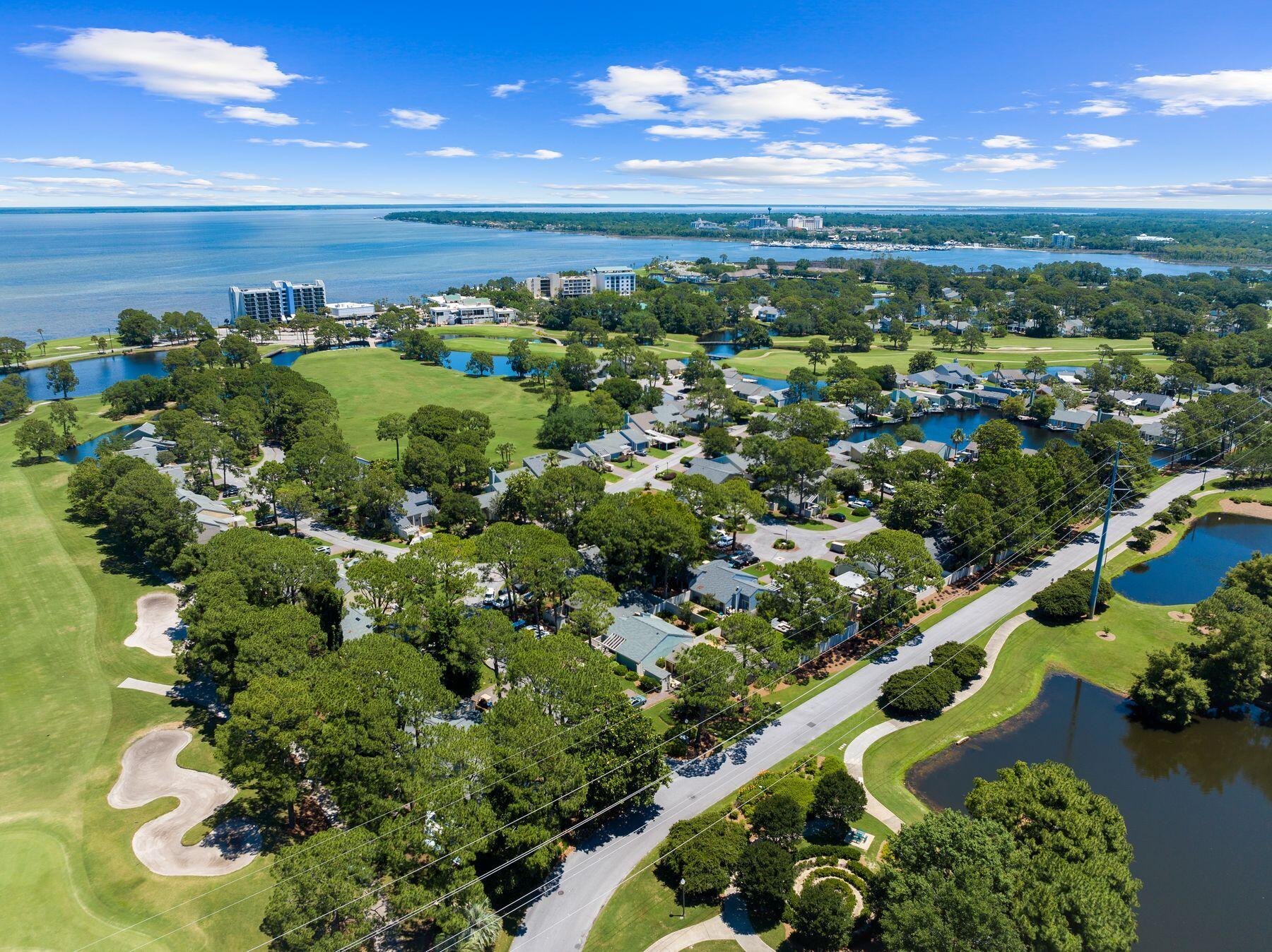 LINKSIDE VILLAGE UNIT 1 - Residential