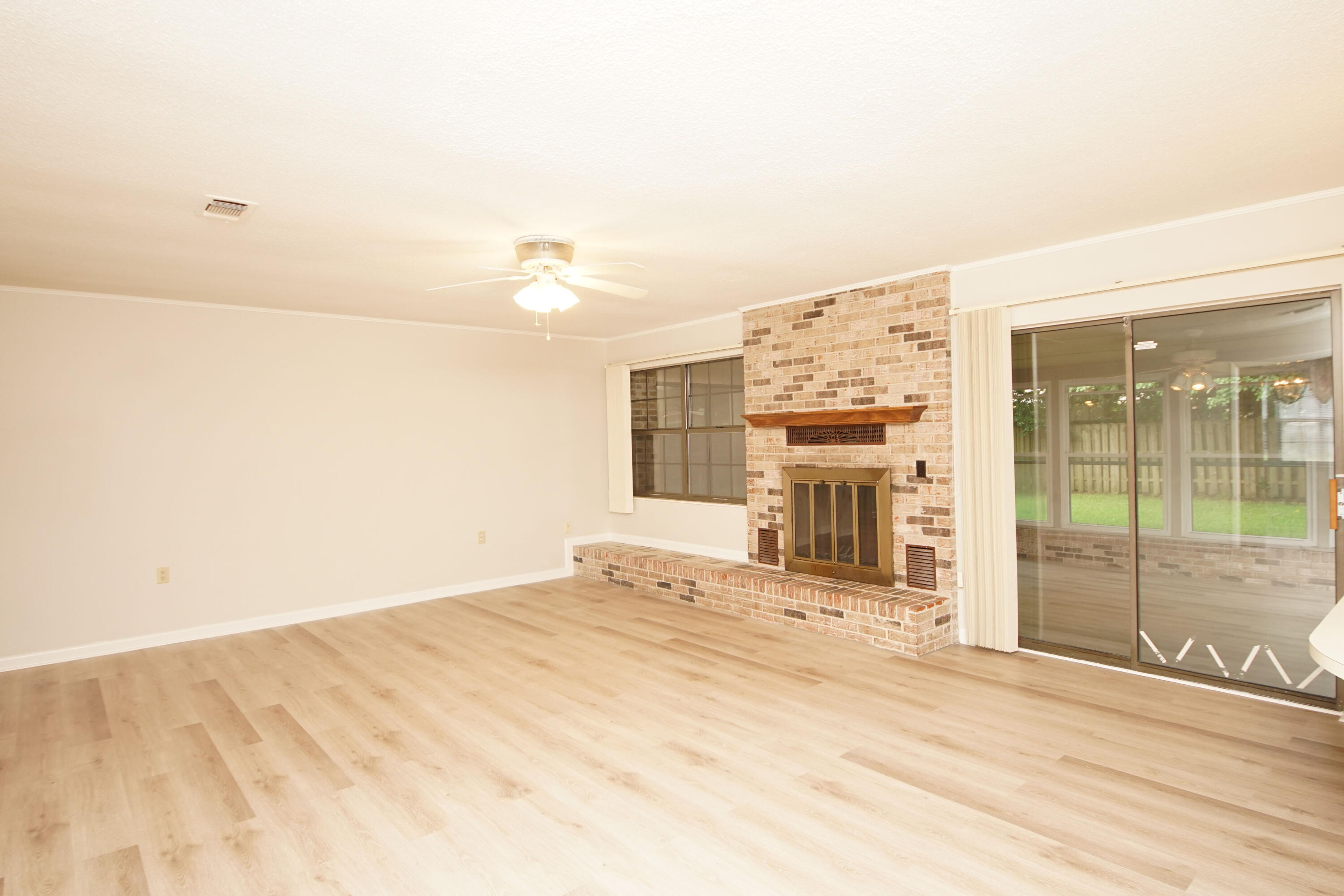 LAKE LORRAINE ESTATES 3 - Residential