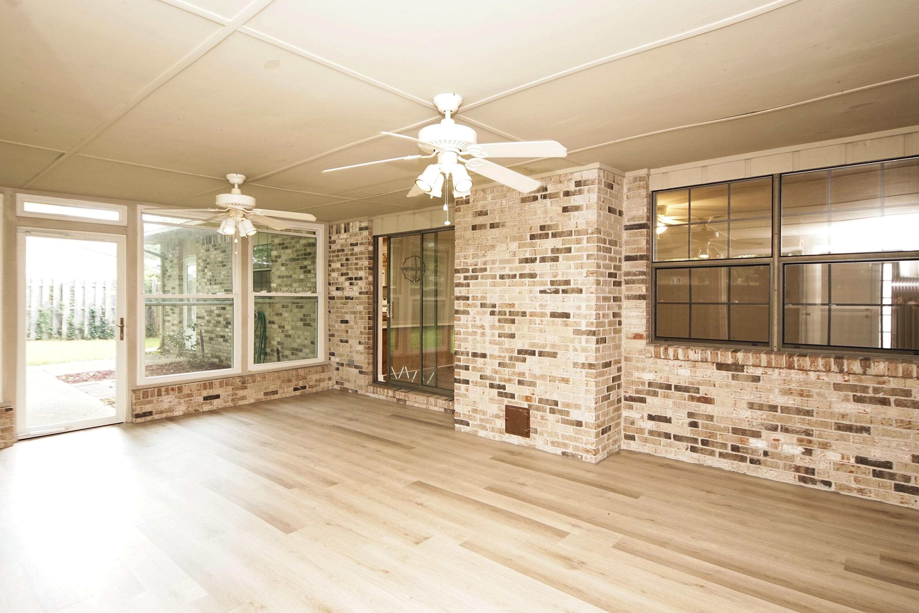 LAKE LORRAINE ESTATES 3 - Residential