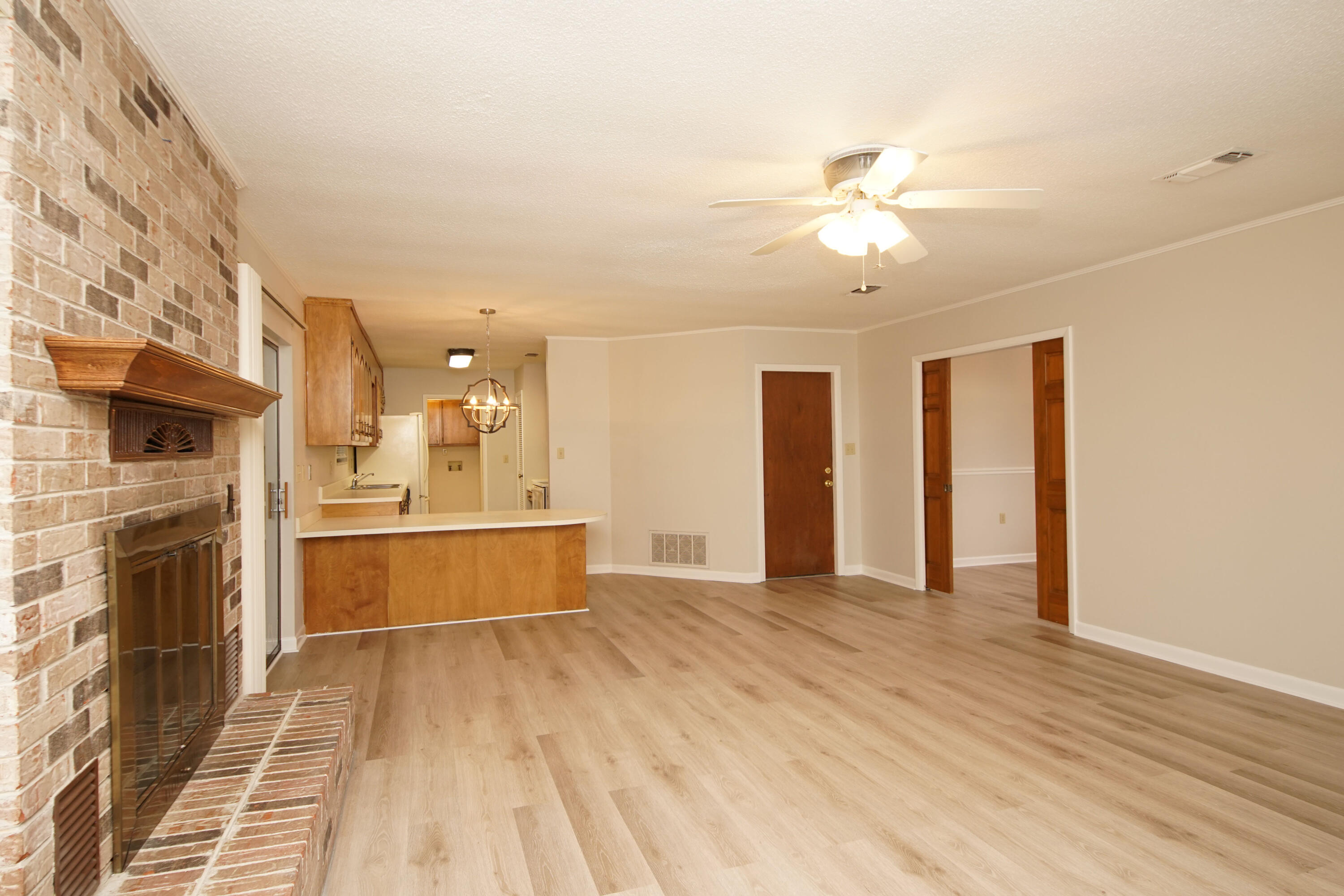 LAKE LORRAINE ESTATES 3 - Residential