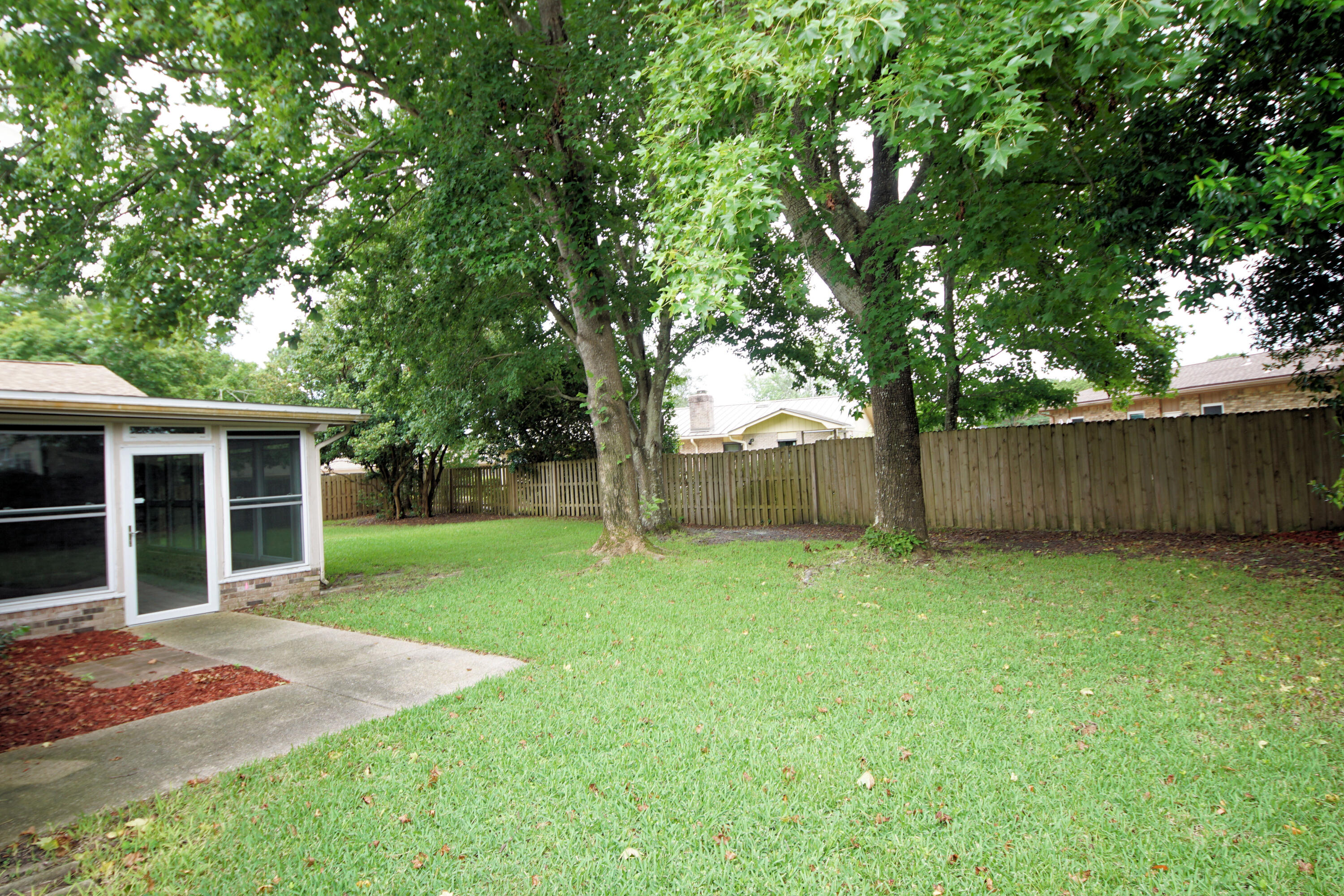 LAKE LORRAINE ESTATES 3 - Residential