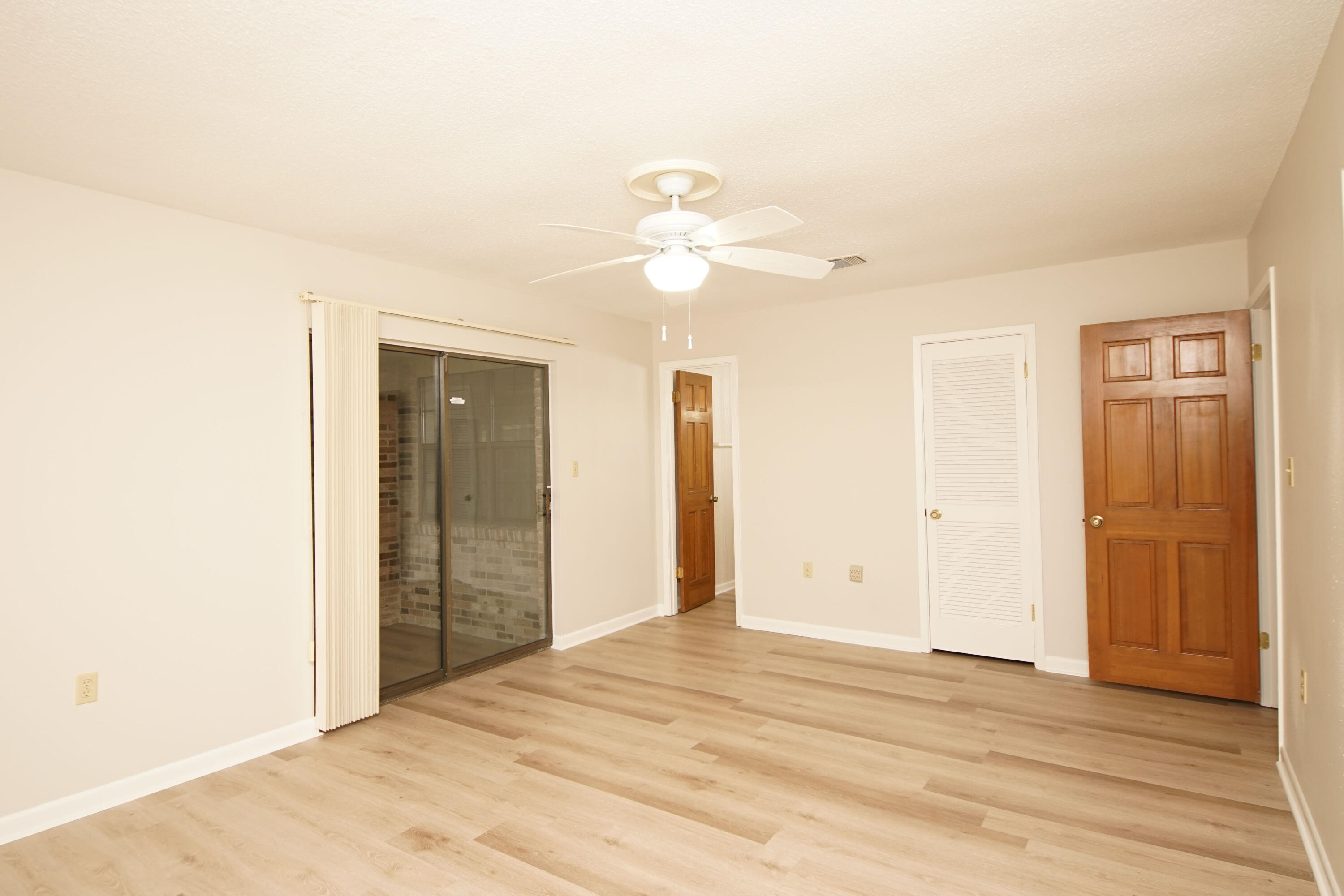 LAKE LORRAINE ESTATES 3 - Residential