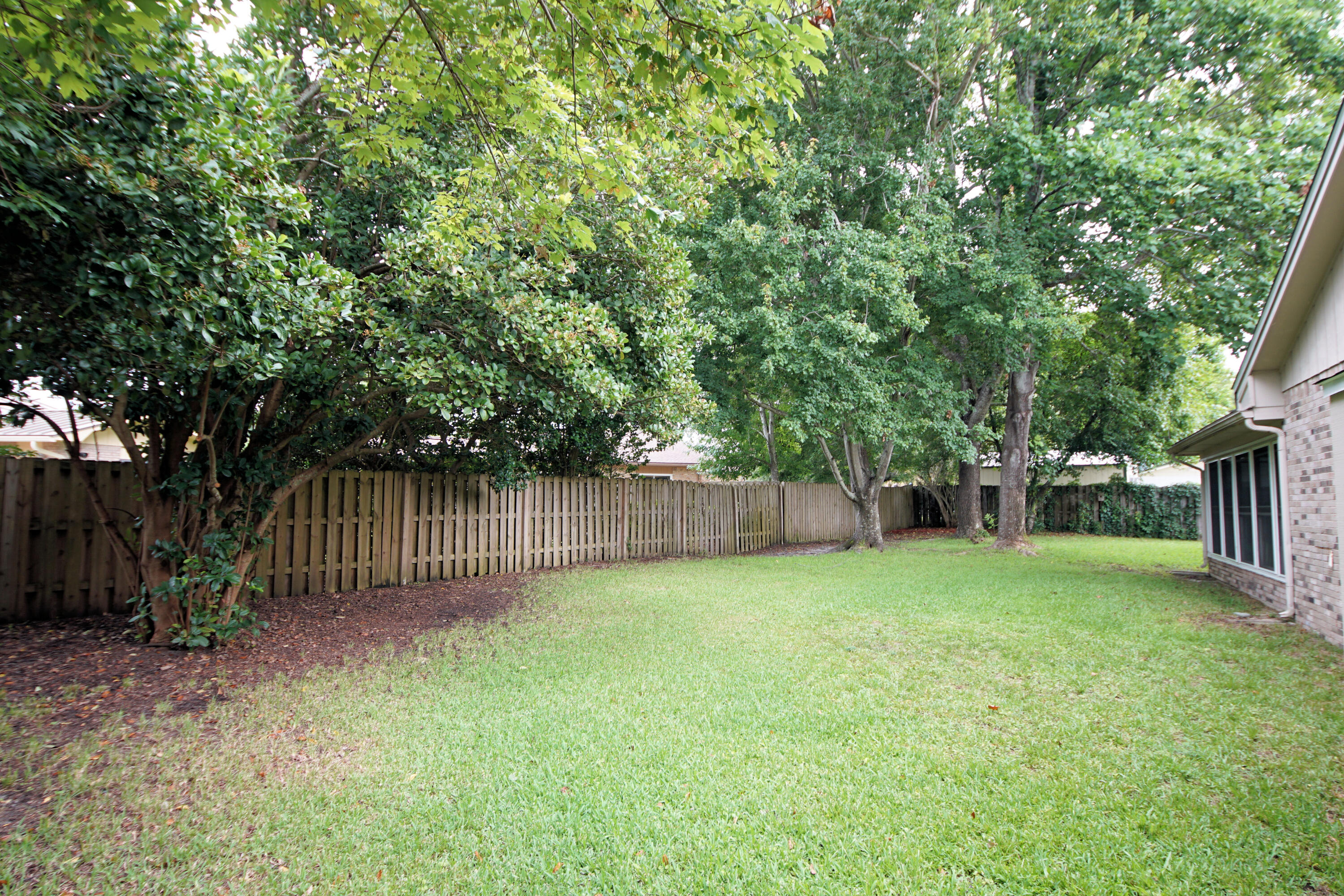 LAKE LORRAINE ESTATES 3 - Residential