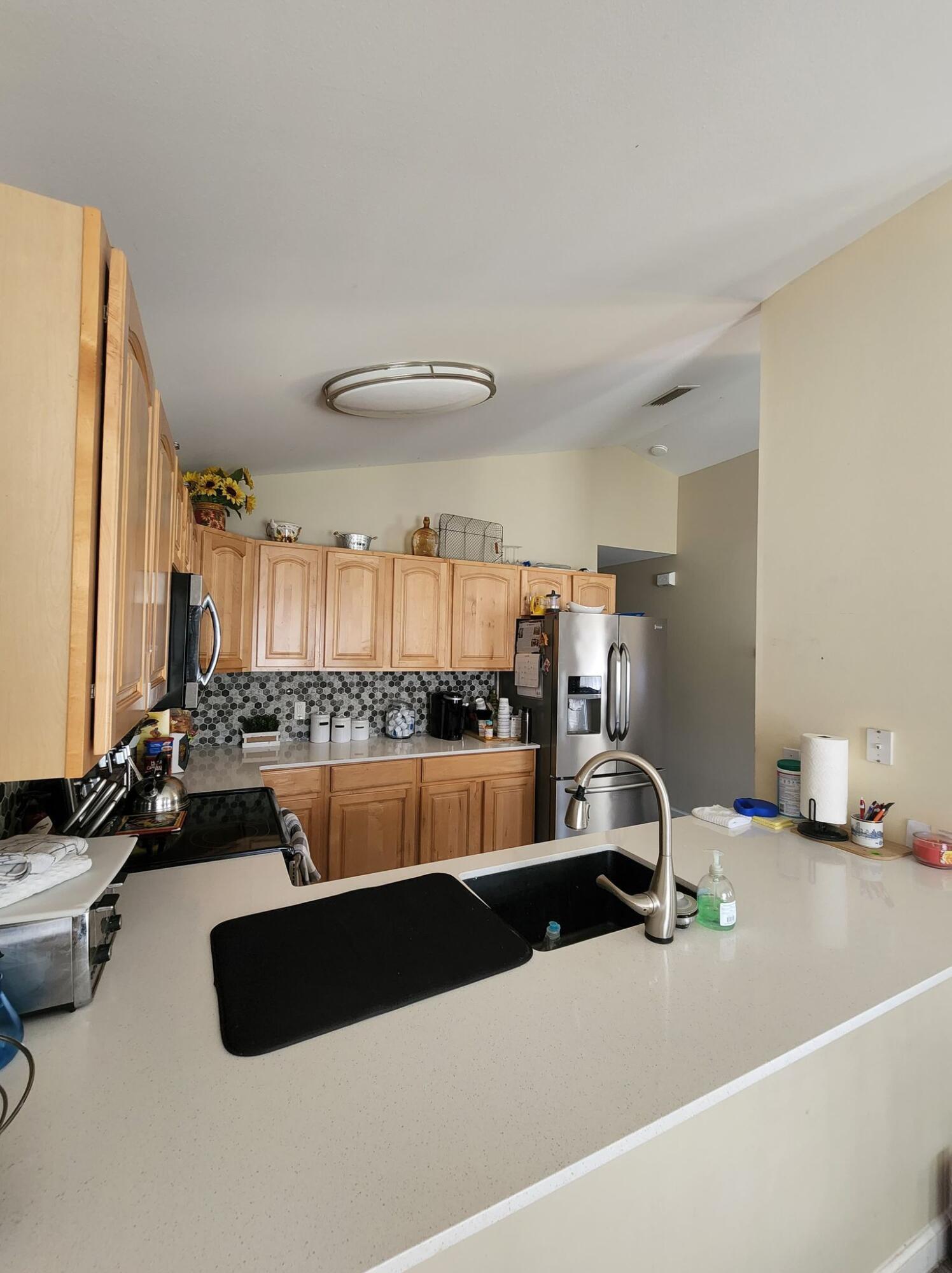 OAKWOOD LAKES ESTATES - Residential