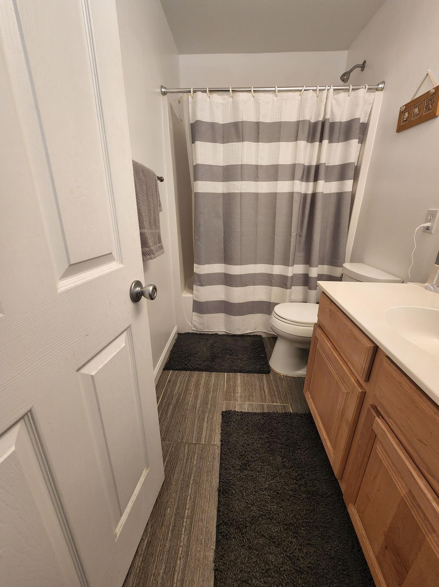 OAKWOOD LAKES ESTATES - Residential