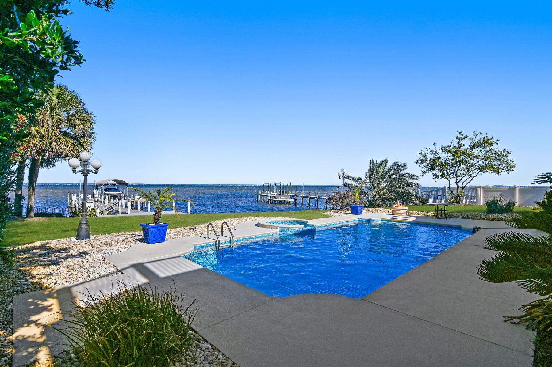 EMERALD BAY PH 1A - Residential