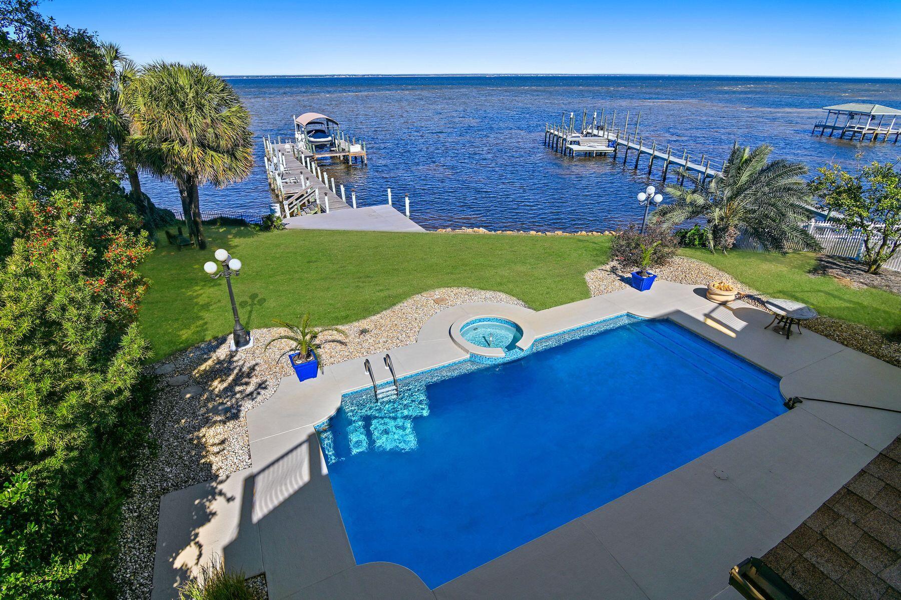 EMERALD BAY PH 1A - Residential