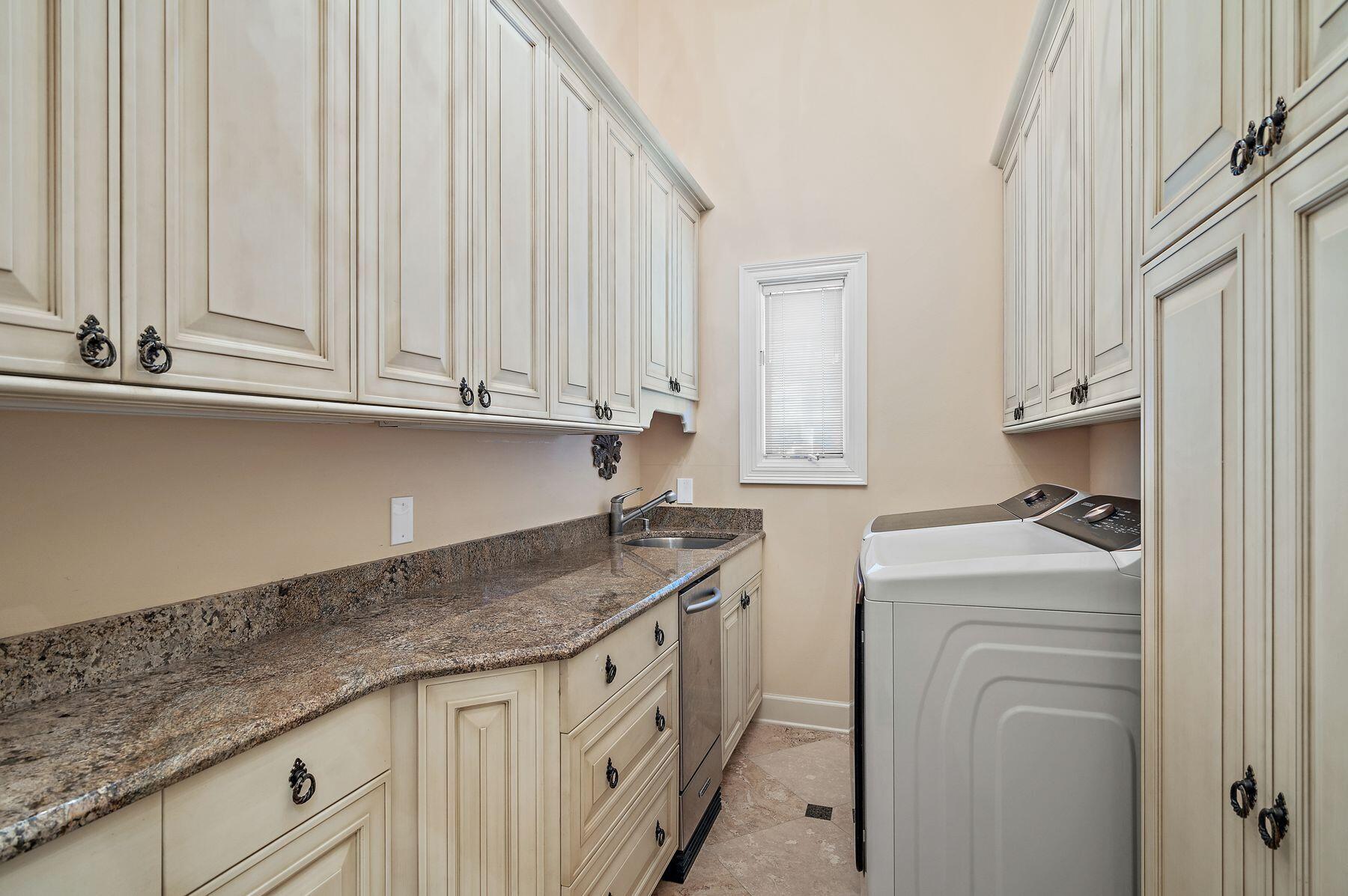 EMERALD BAY PH 1A - Residential