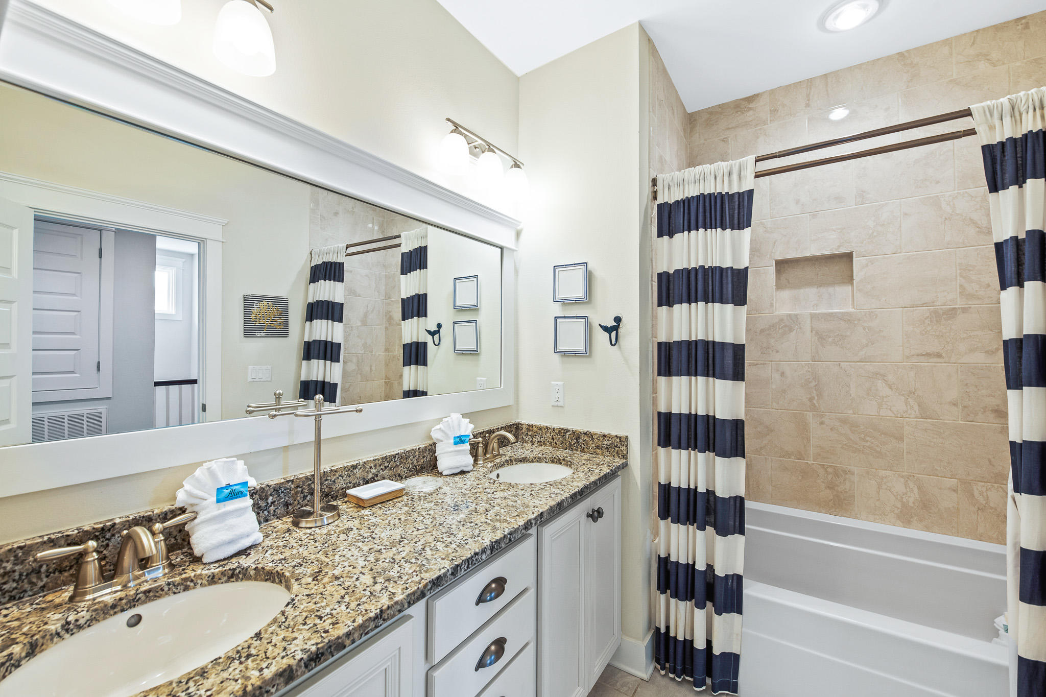 HIGHLAND PARKS - Residential
