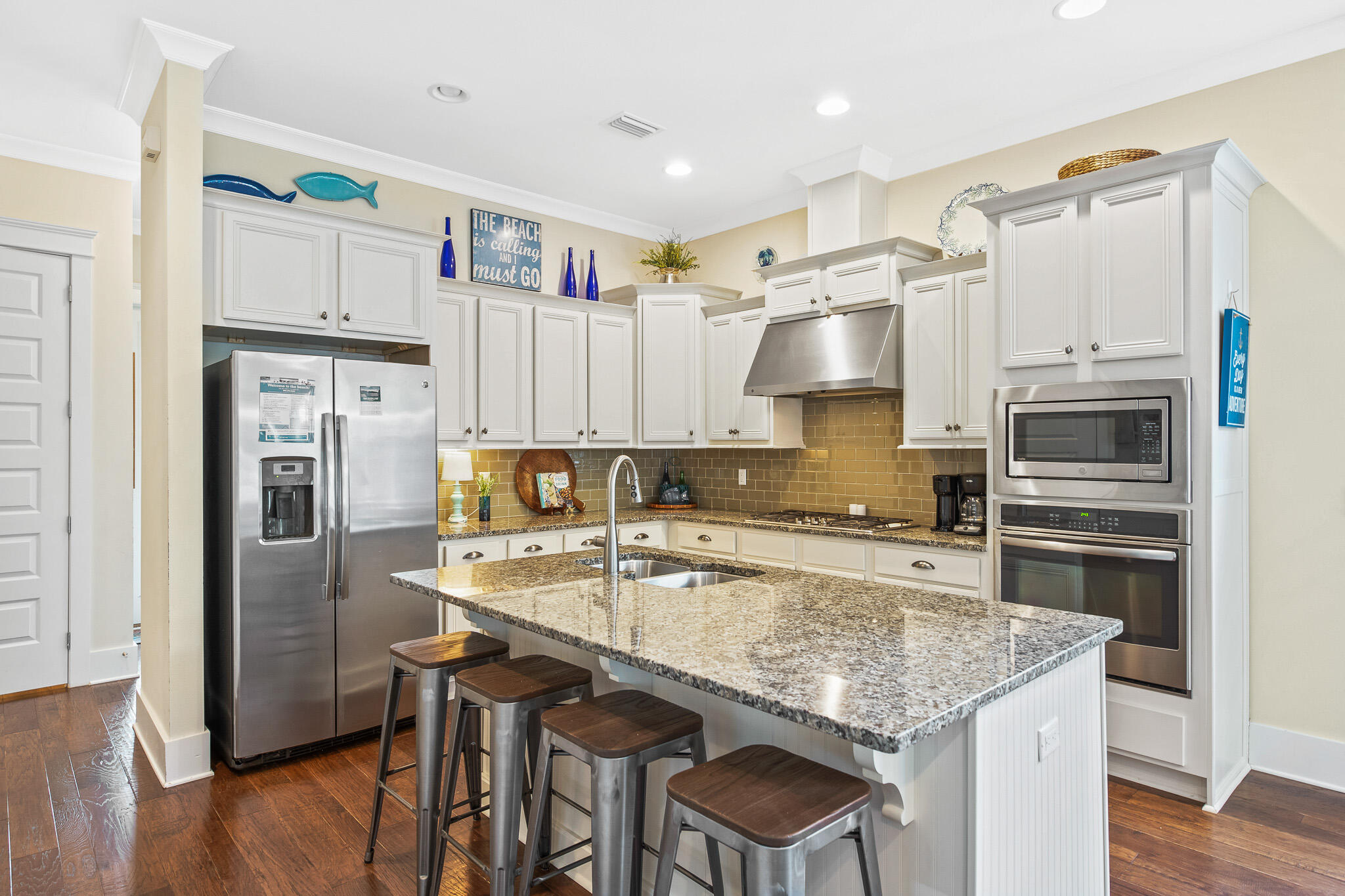HIGHLAND PARKS - Residential