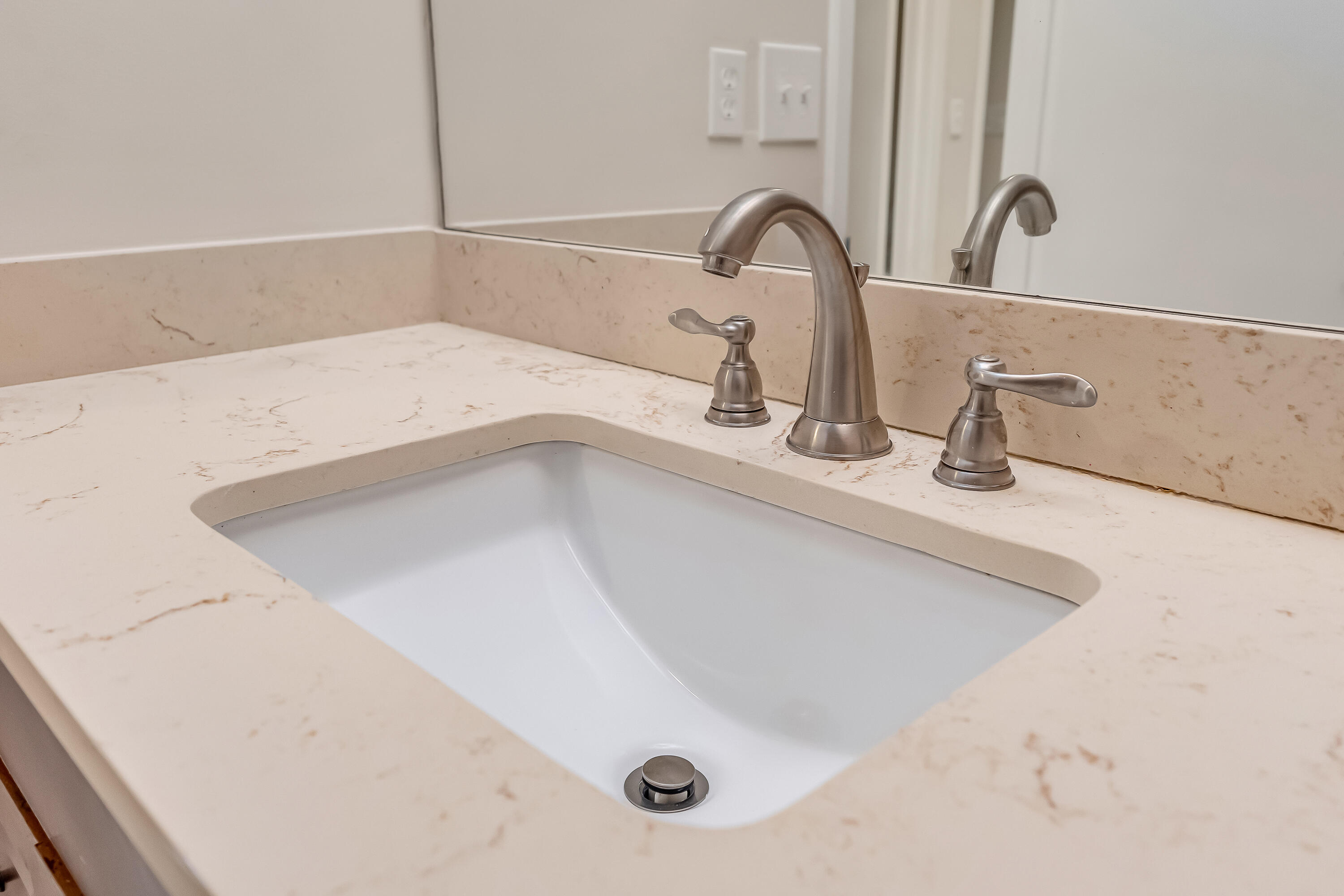 Rocky Bayou Cc Est 3 - Residential Lease