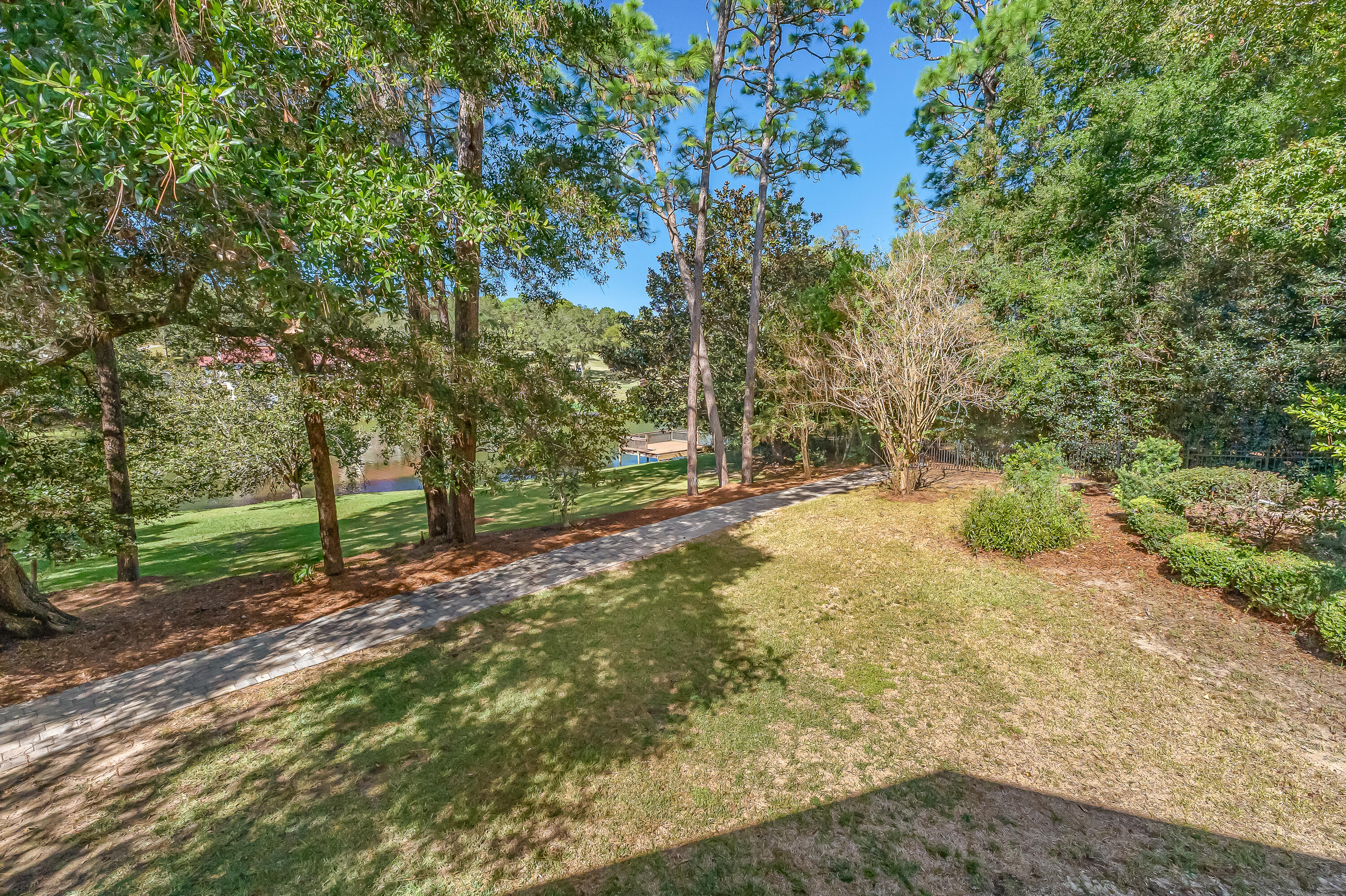 Rocky Bayou Cc Est 3 - Residential Lease