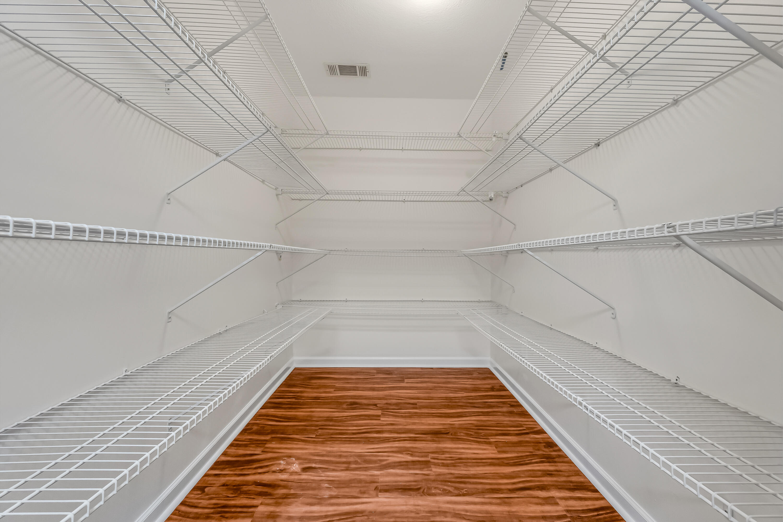 Rocky Bayou Cc Est 3 - Residential Lease