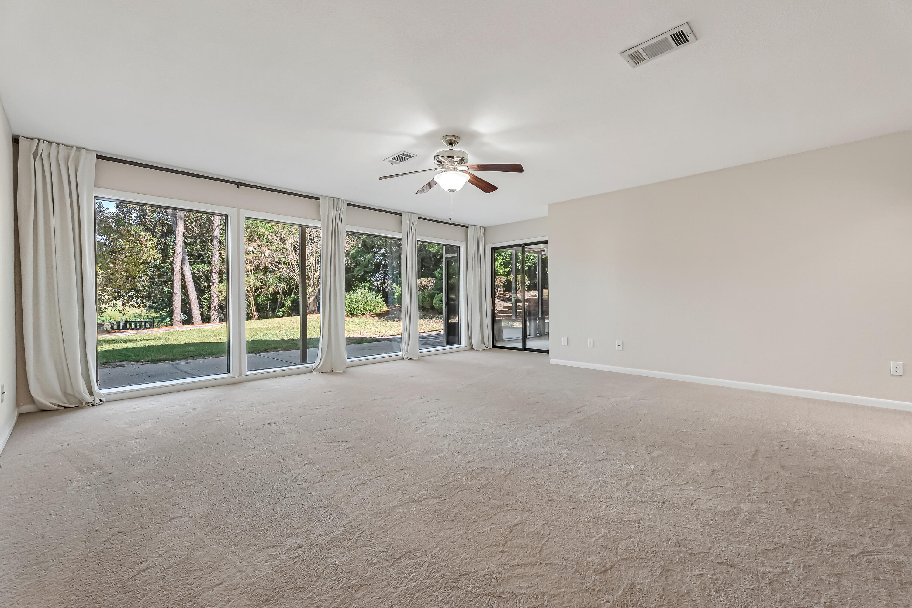 Rocky Bayou Cc Est 3 - Residential Lease