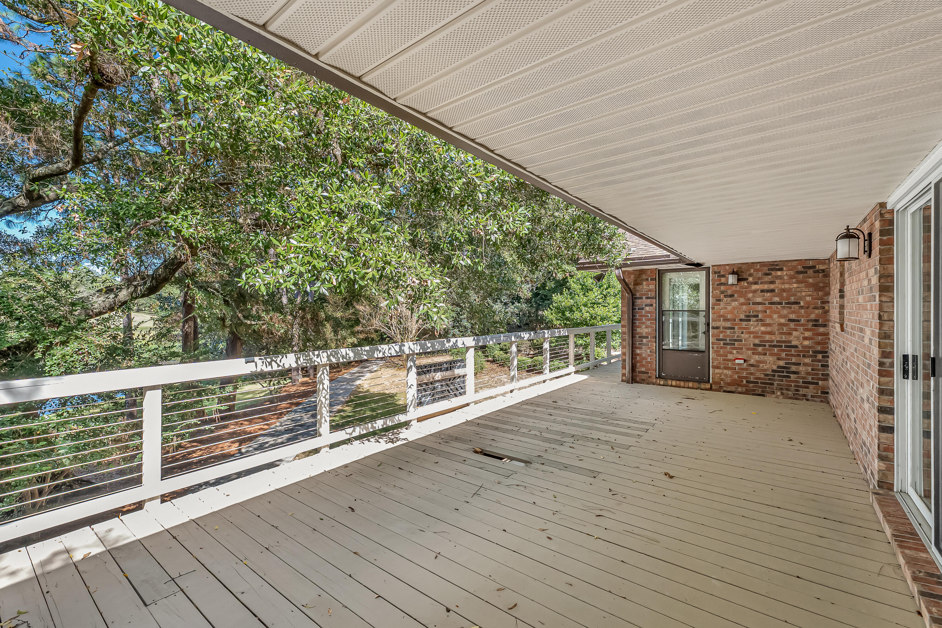 Rocky Bayou Cc Est 3 - Residential Lease