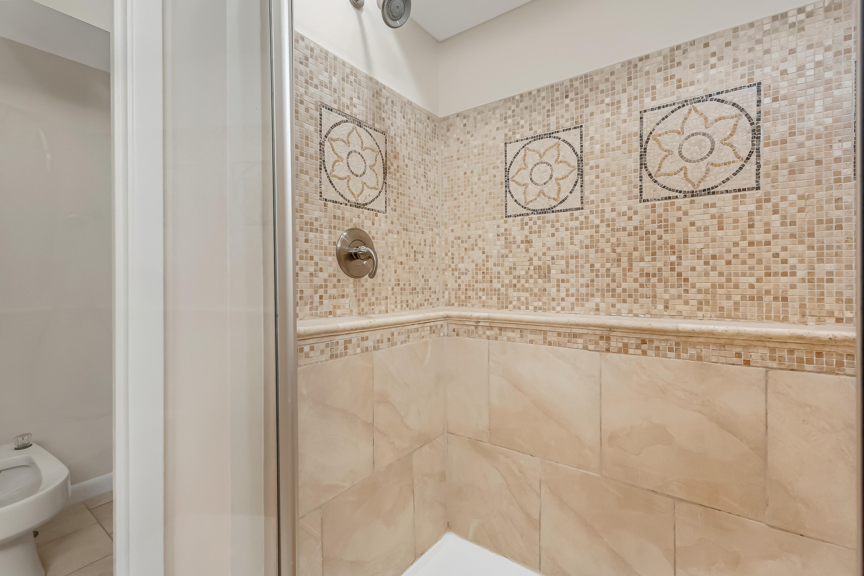 Rocky Bayou Cc Est 3 - Residential Lease